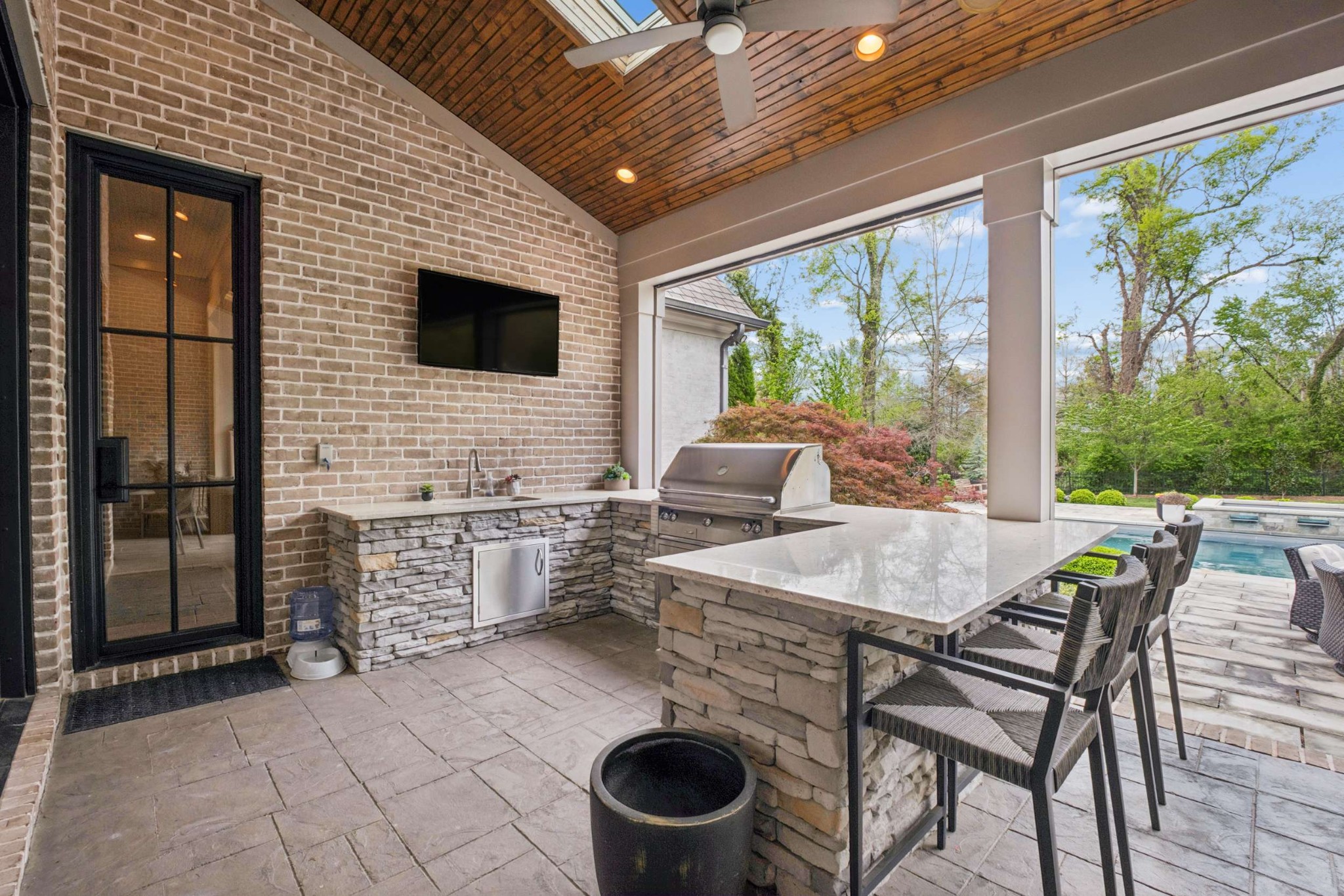 3910 Wayland Drive