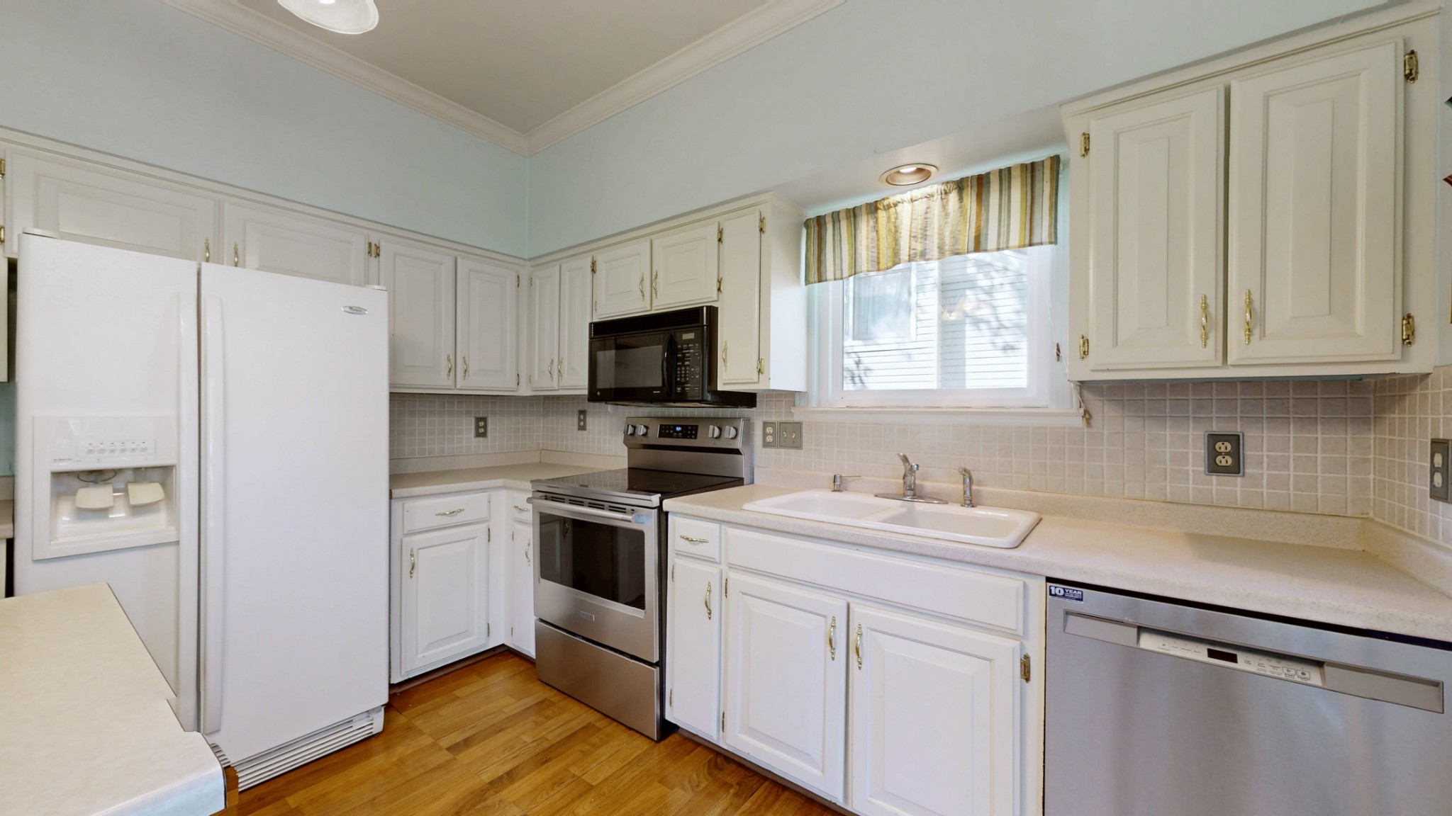 521 Belair Way