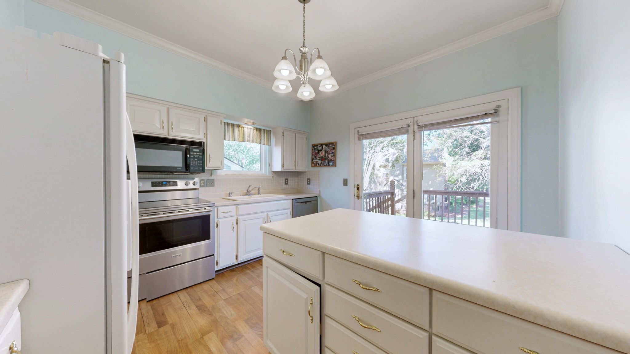 521 Belair Way