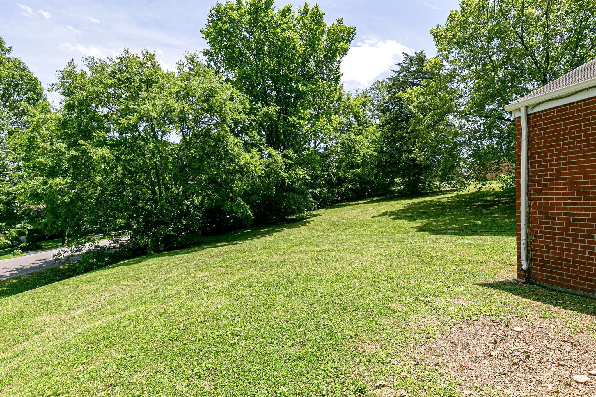 4824 Lynn Dr