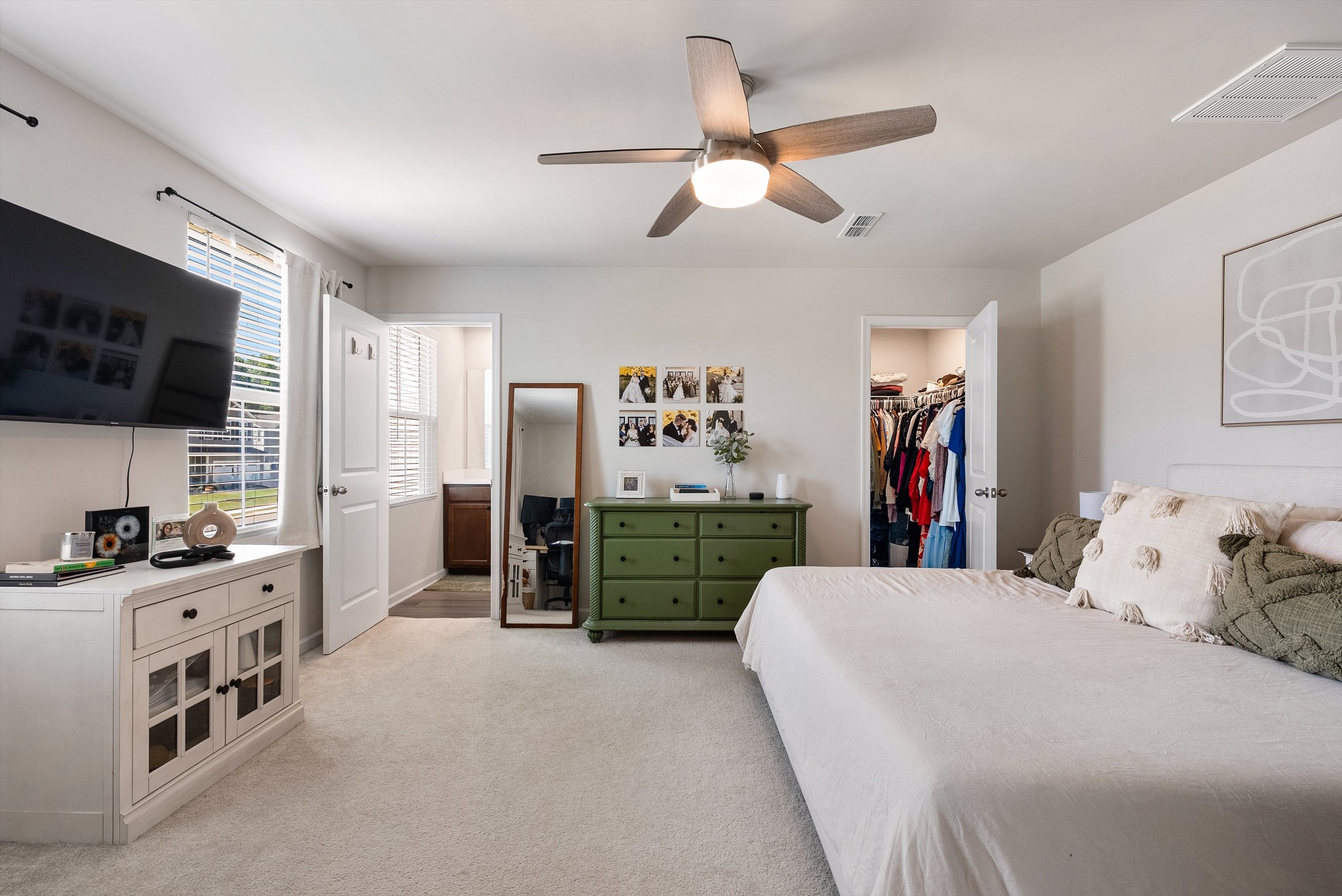 2325 Burnwick Grv