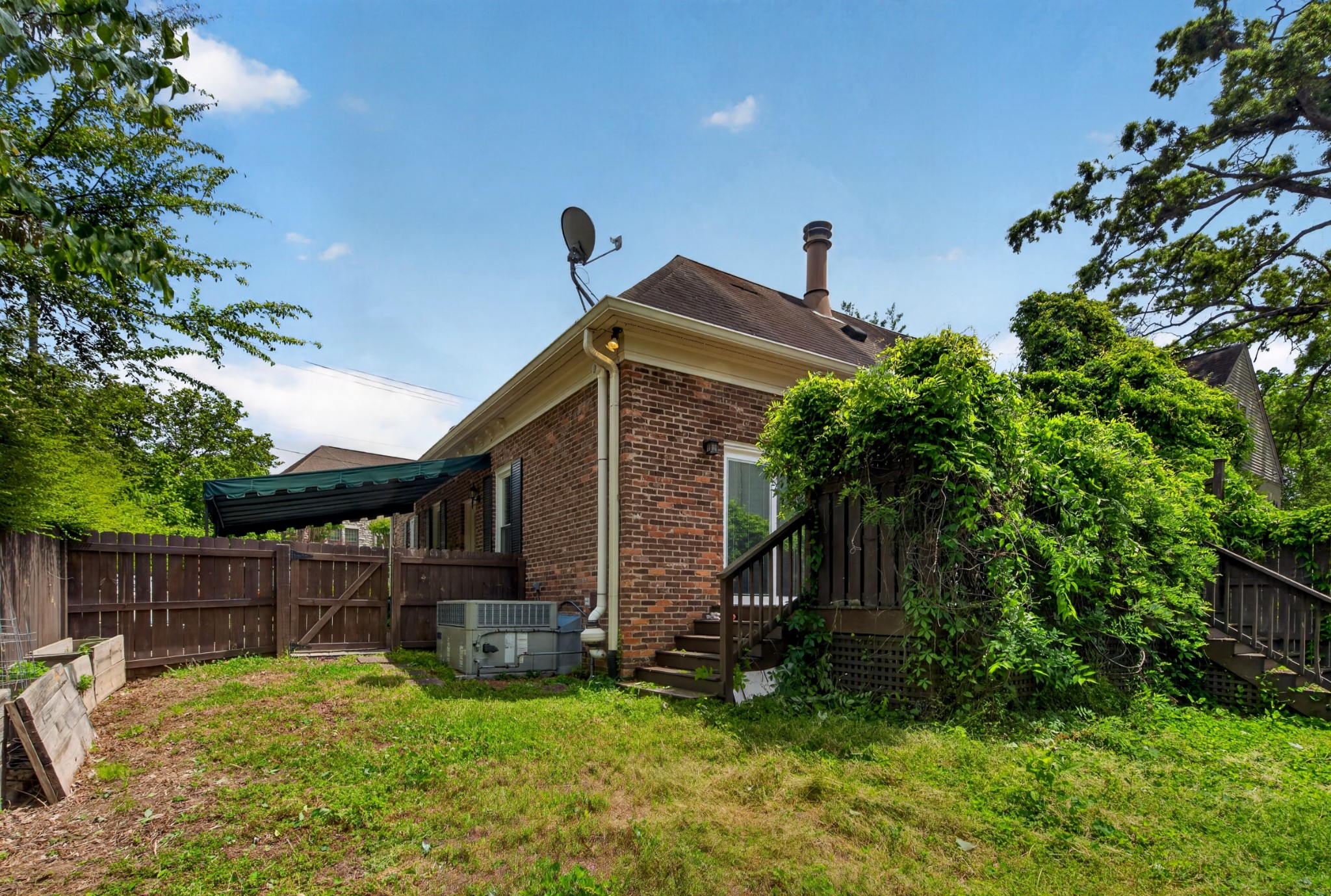 511 S Wilson Blvd
