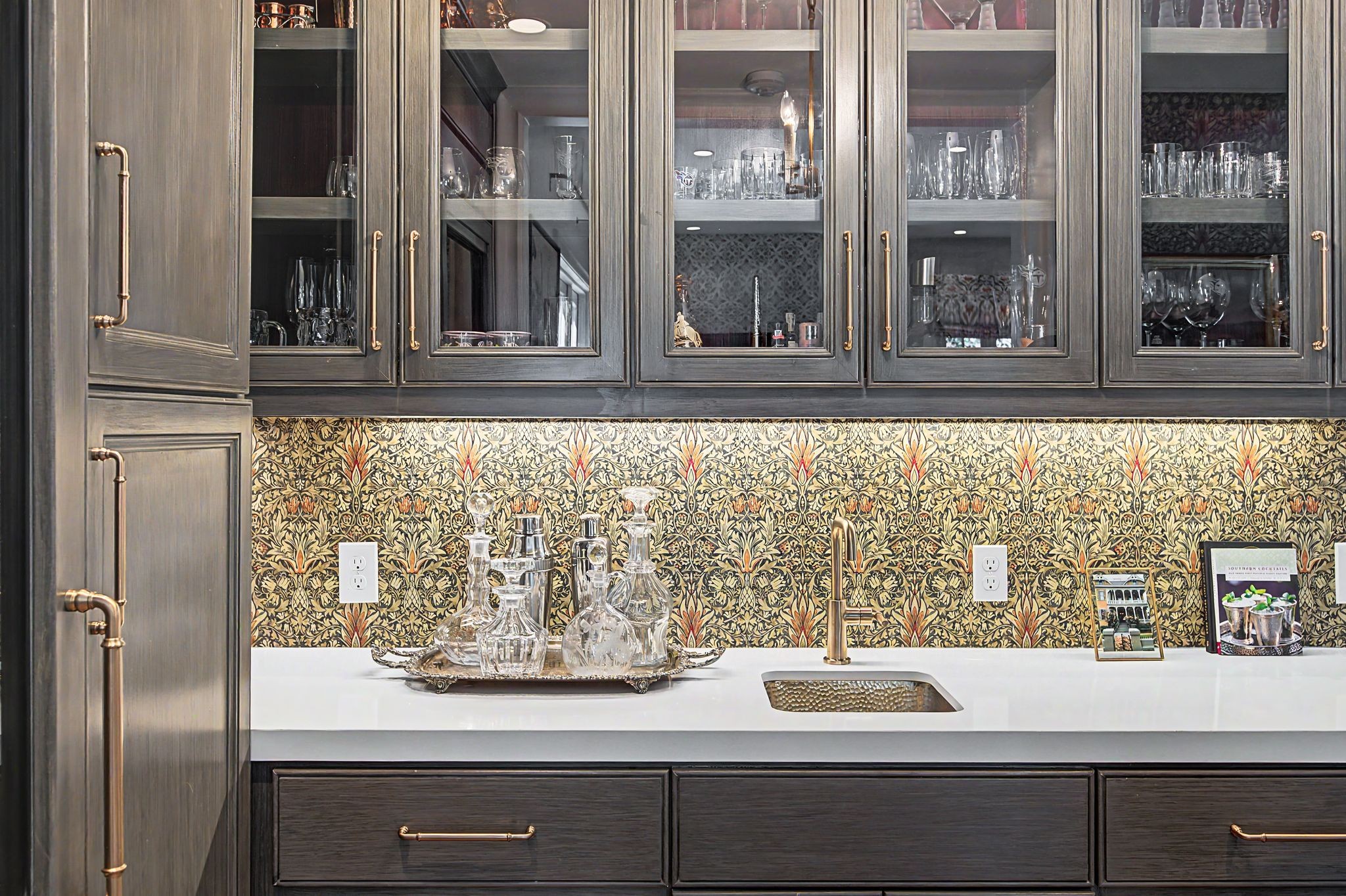 2037 Fransworth Dr