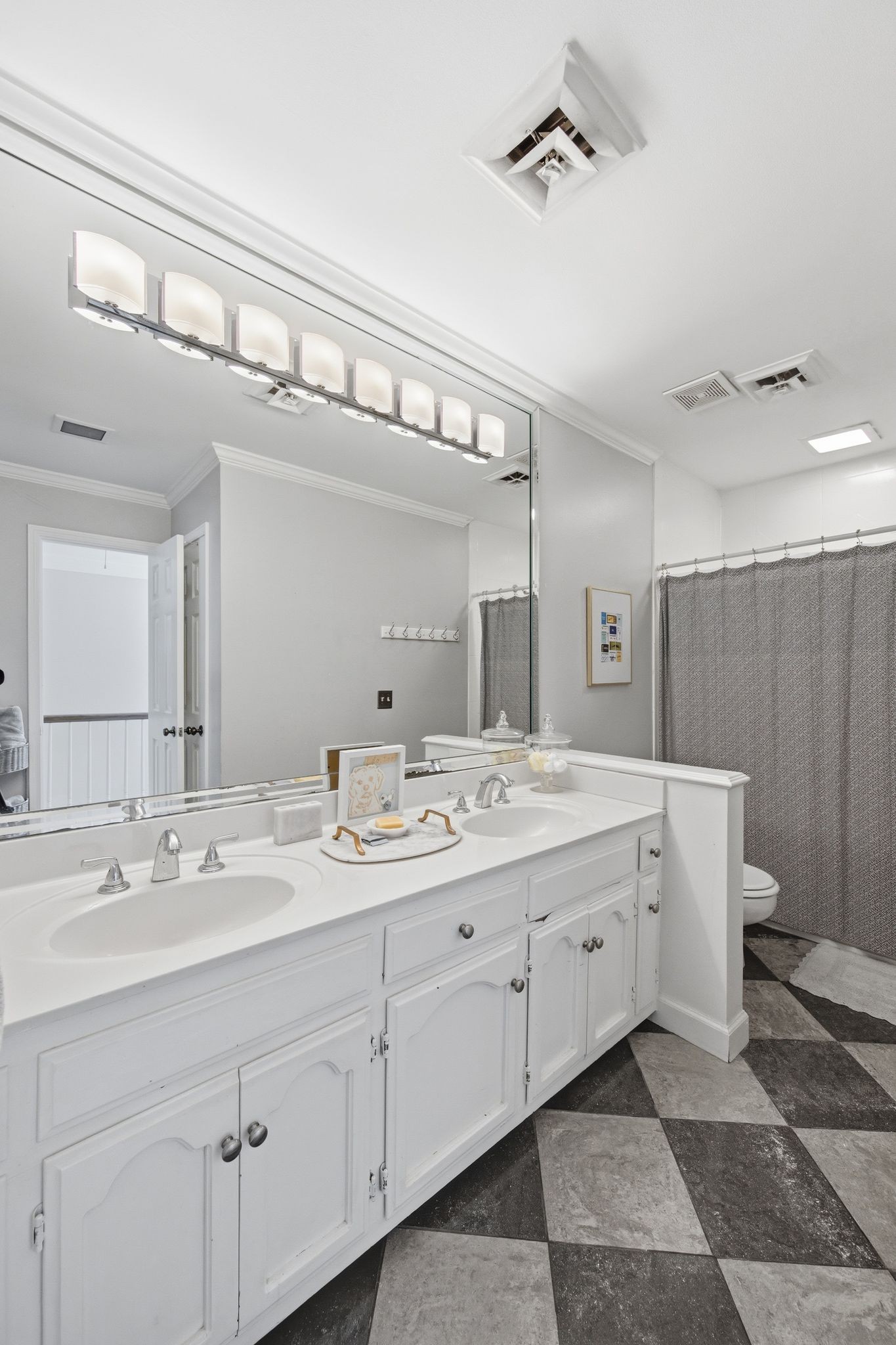 401 Bowling Ave Unit: 76