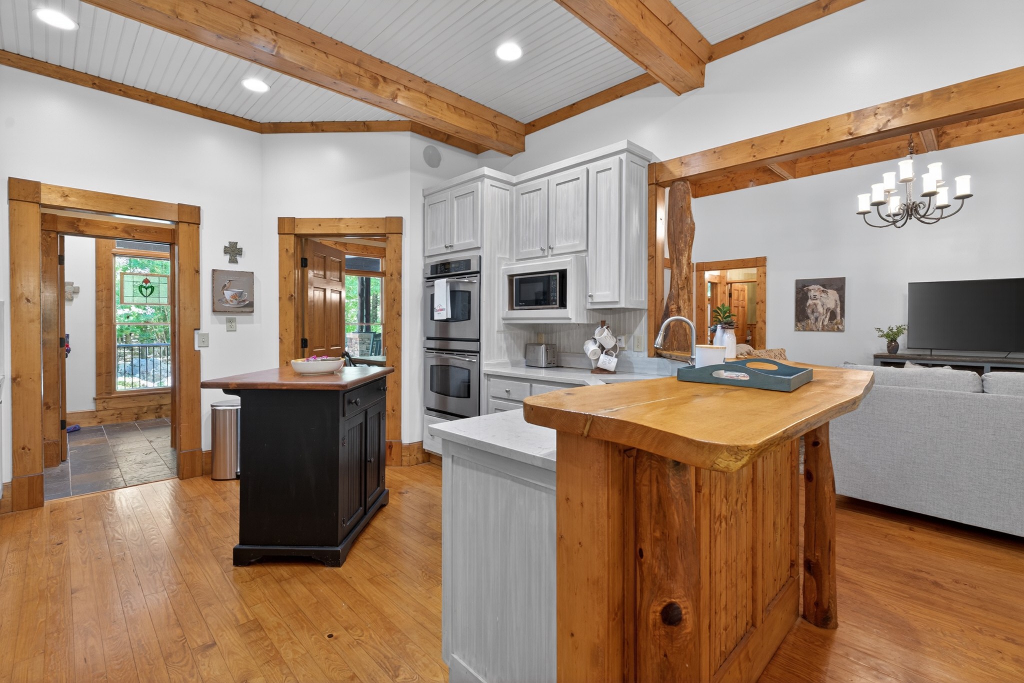 721 Azalea Ct