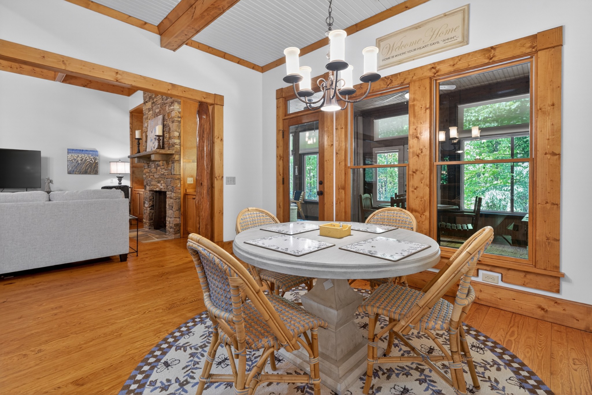 721 Azalea Ct