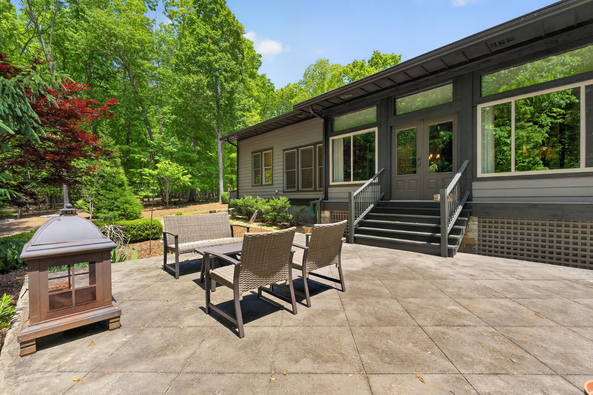 721 Azalea Ct