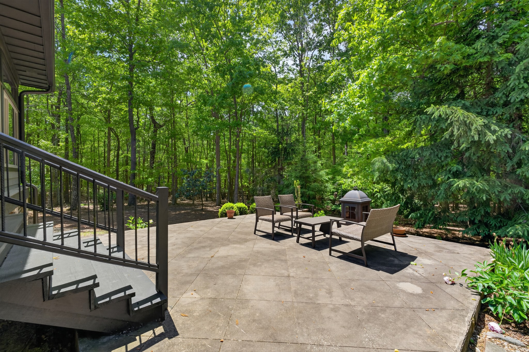721 Azalea Ct