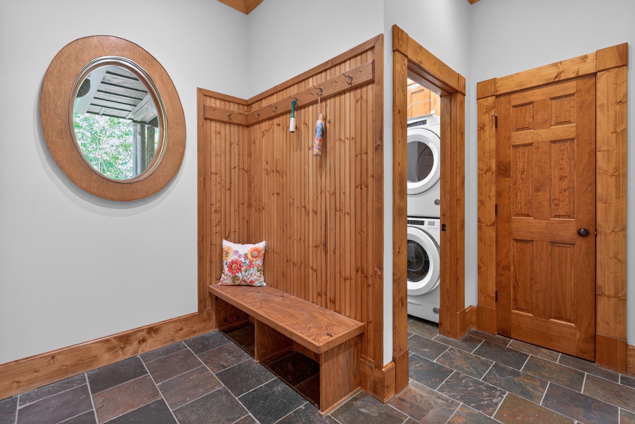 721 Azalea Ct