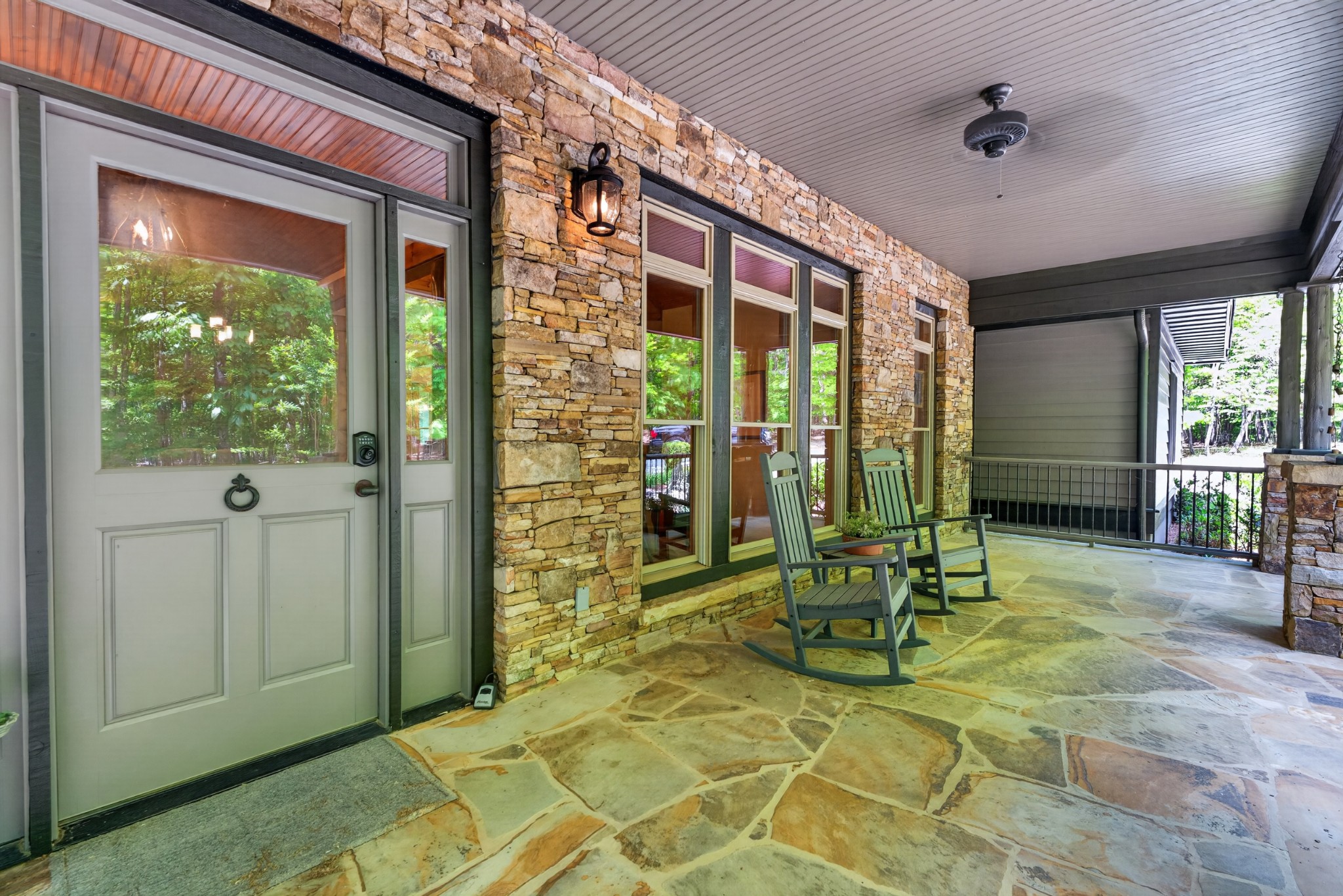 721 Azalea Ct