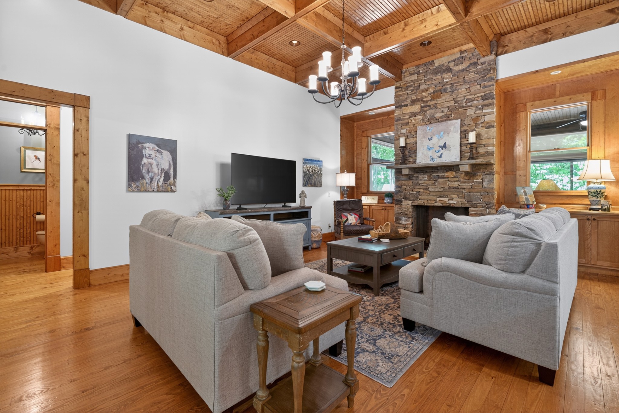 721 Azalea Ct