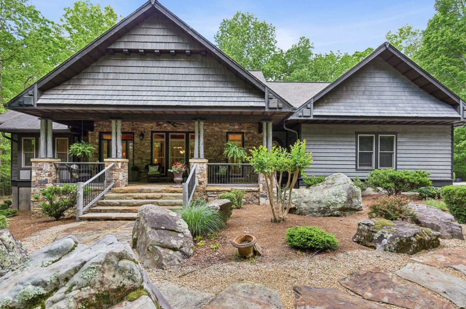 721 Azalea Ct
