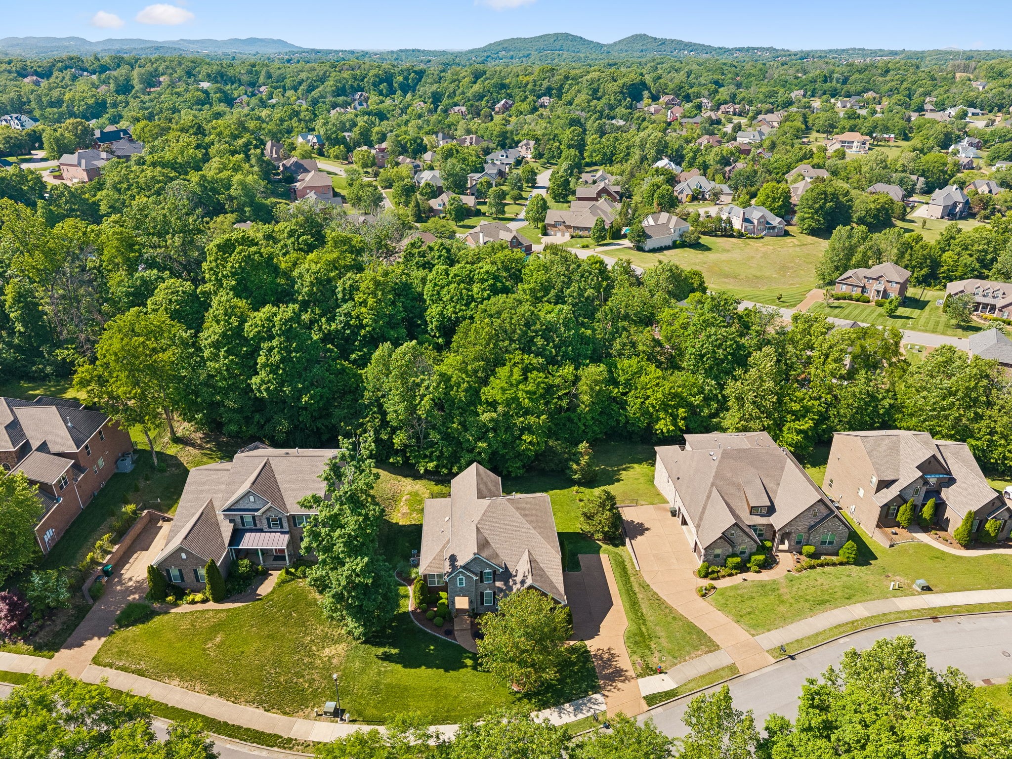 1169 Pin Oak Ln
