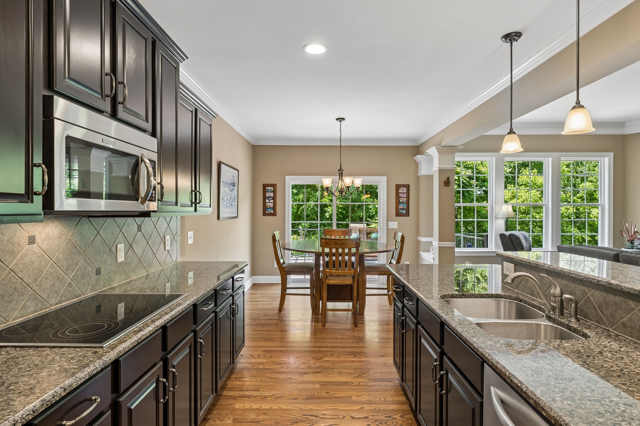 1169 Pin Oak Ln