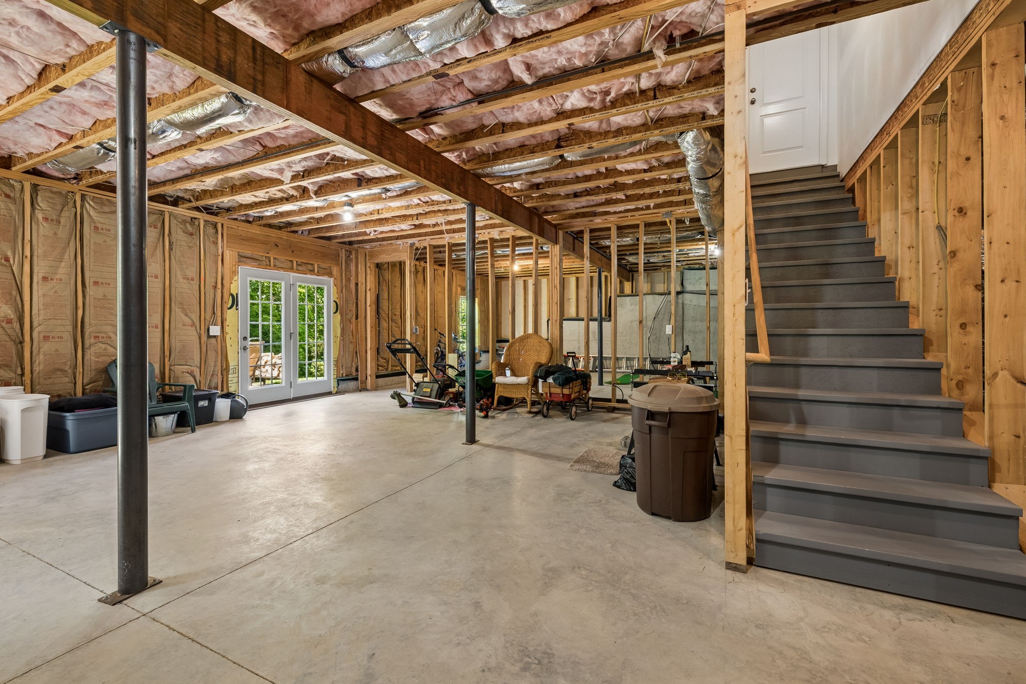 1169 Pin Oak Ln