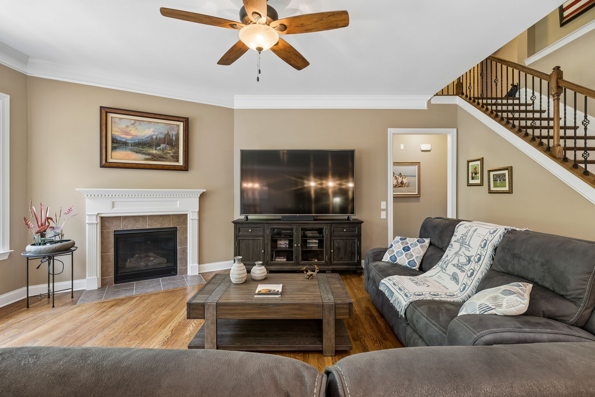 1169 Pin Oak Ln