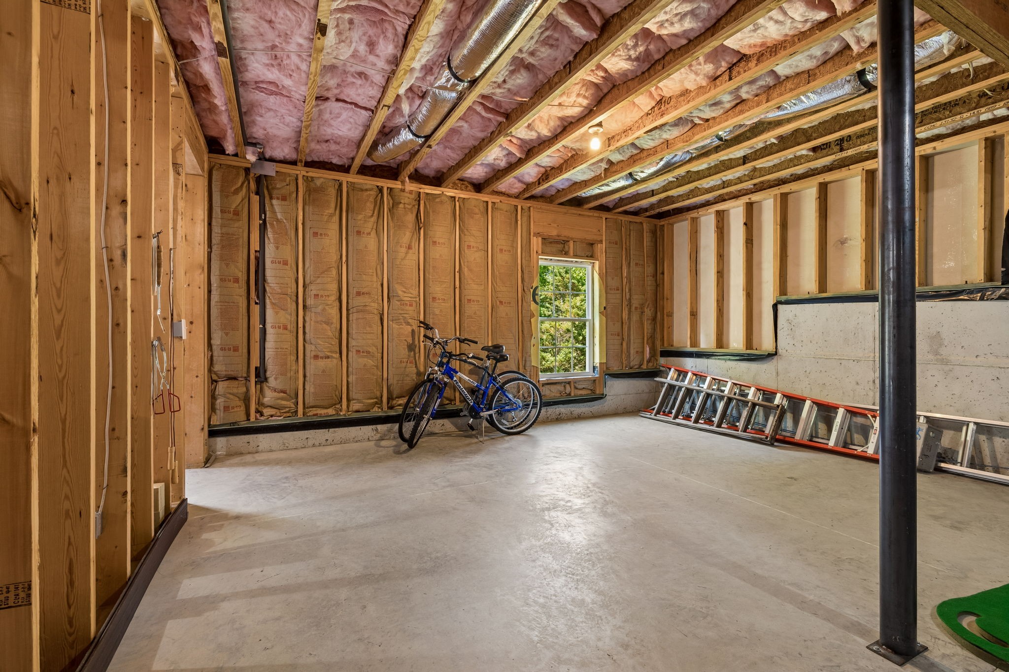 1169 Pin Oak Ln