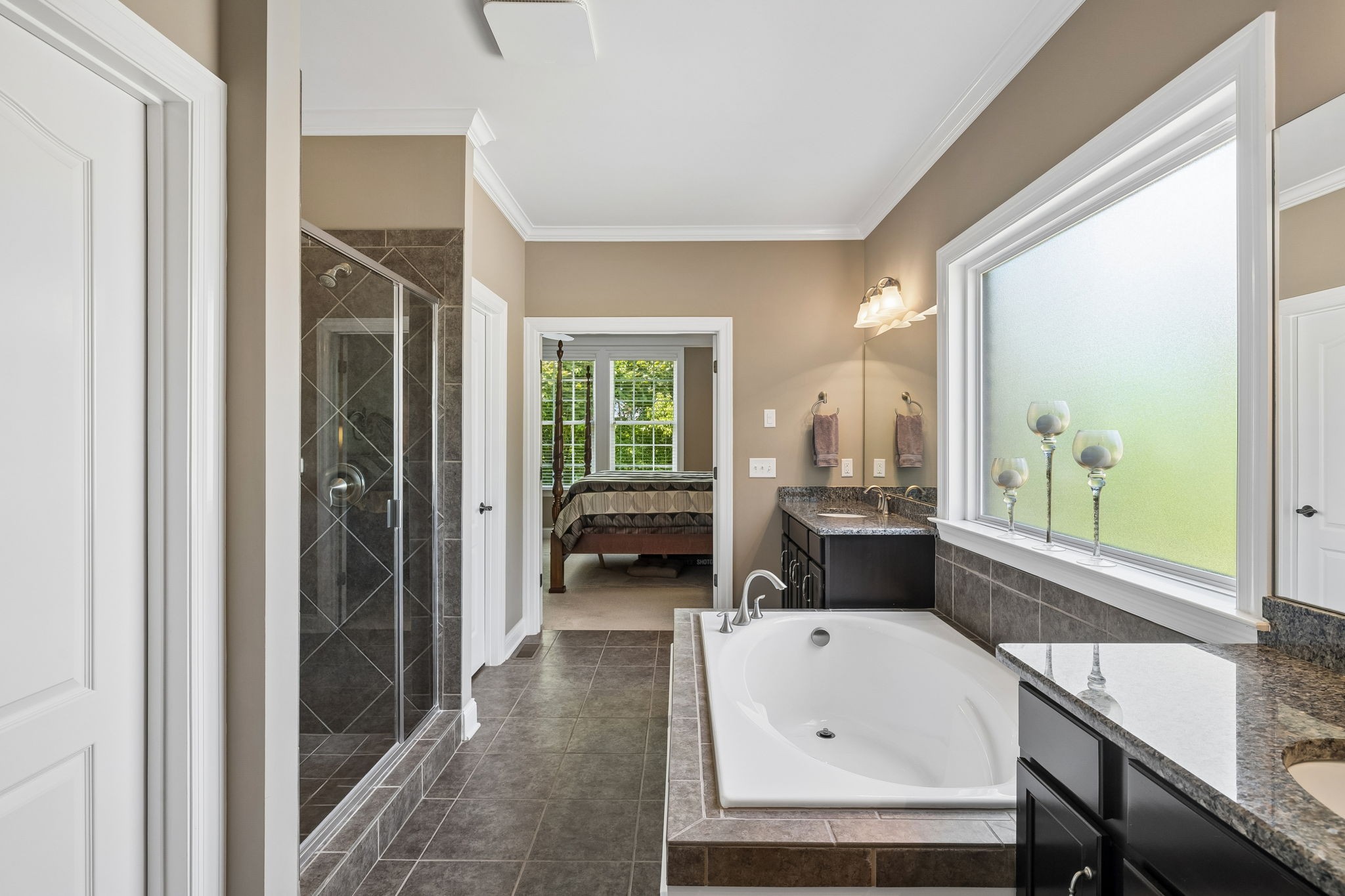 1169 Pin Oak Ln