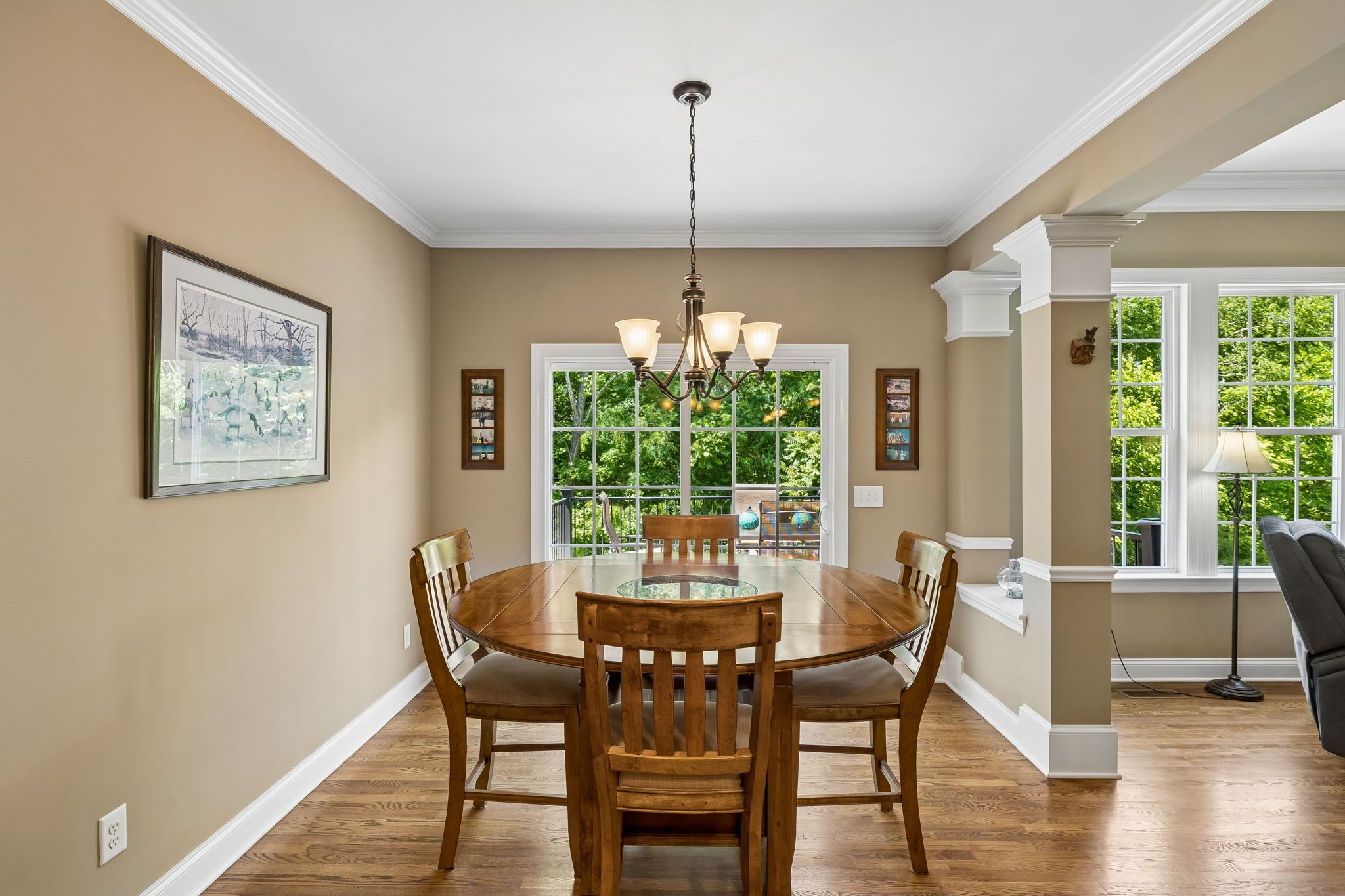 1169 Pin Oak Ln