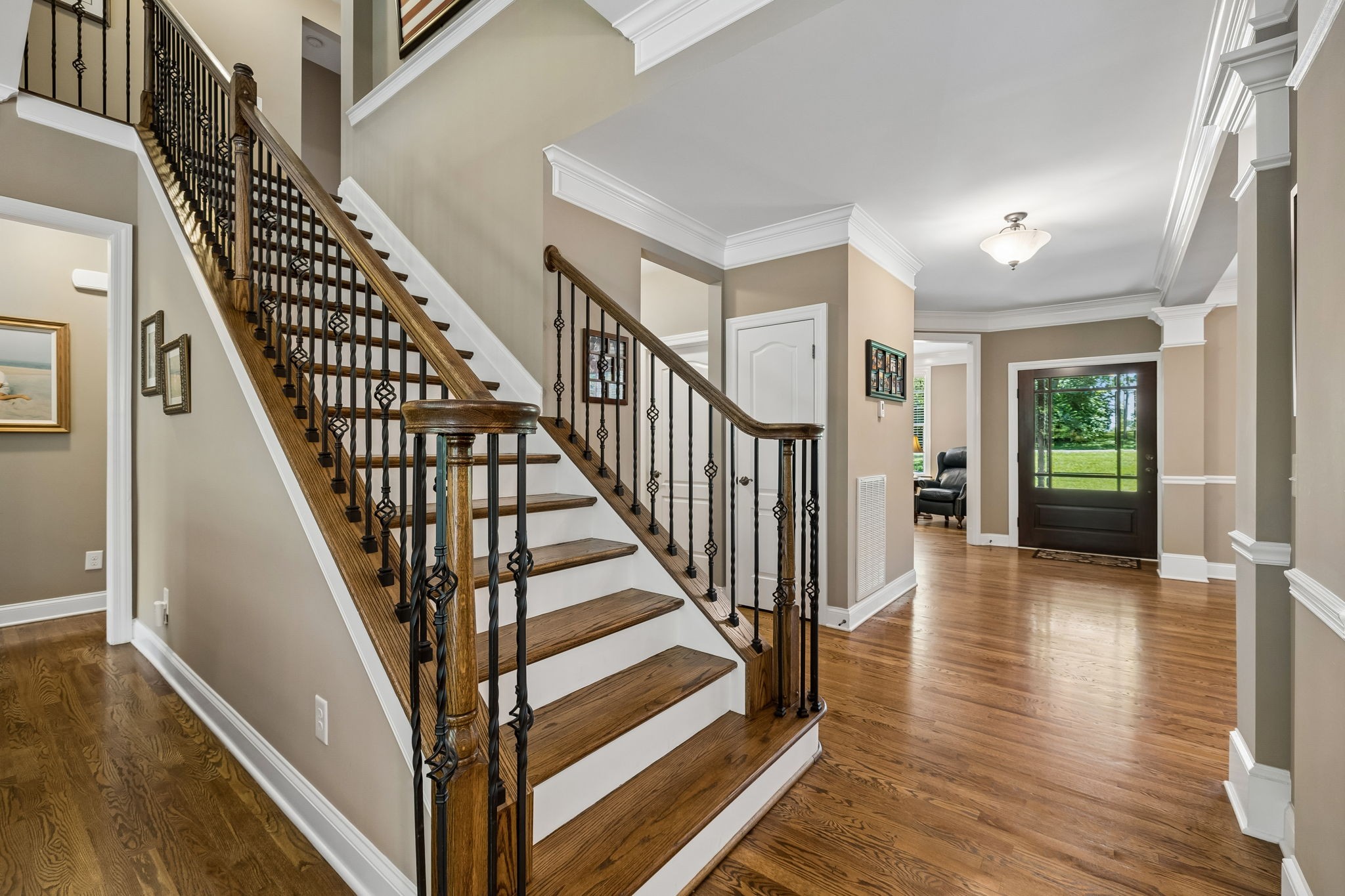 1169 Pin Oak Ln