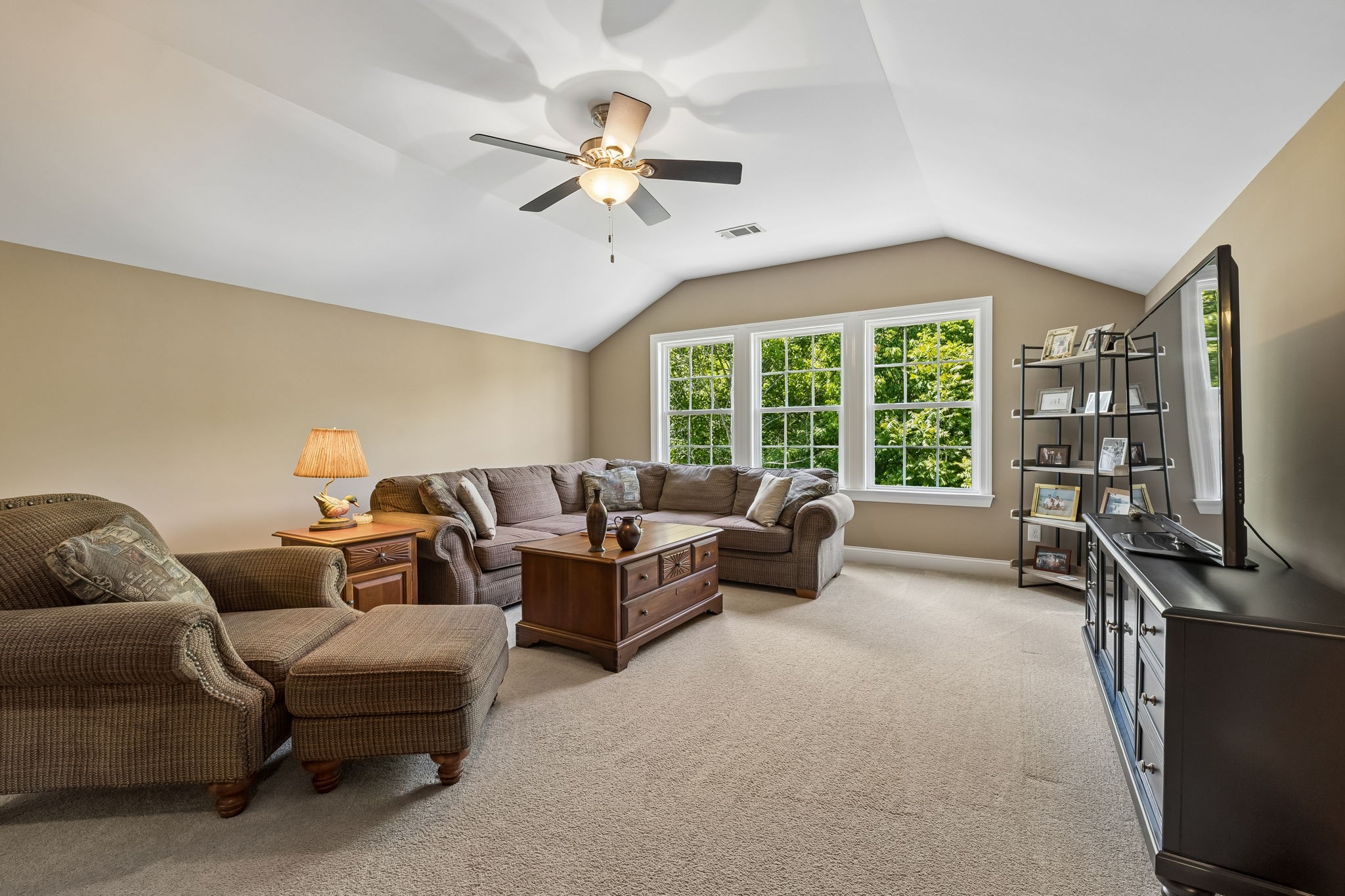 1169 Pin Oak Ln