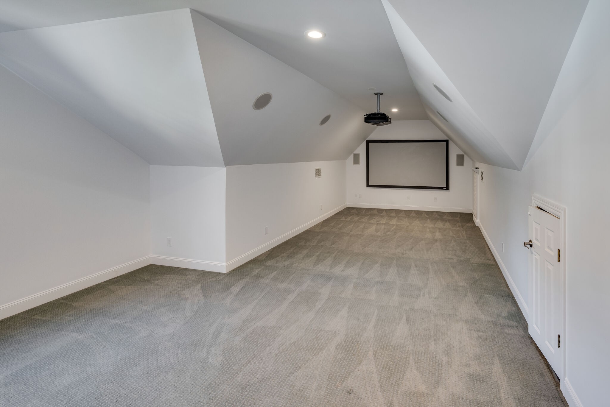 1449 Willowbrooke Cir