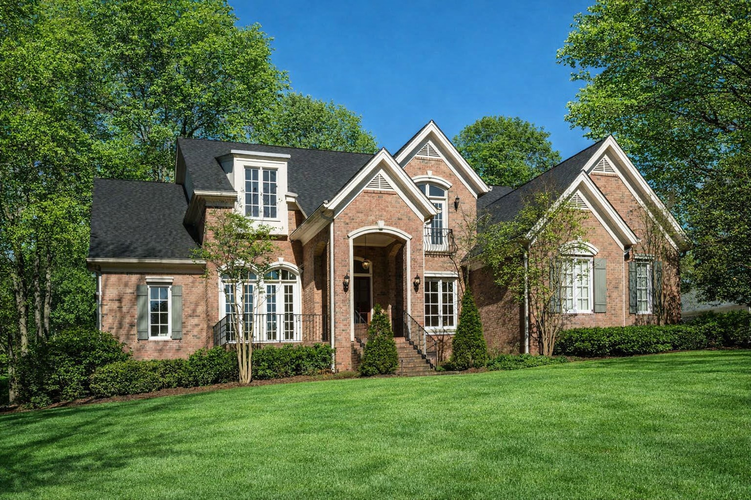 1449 Willowbrooke Cir
