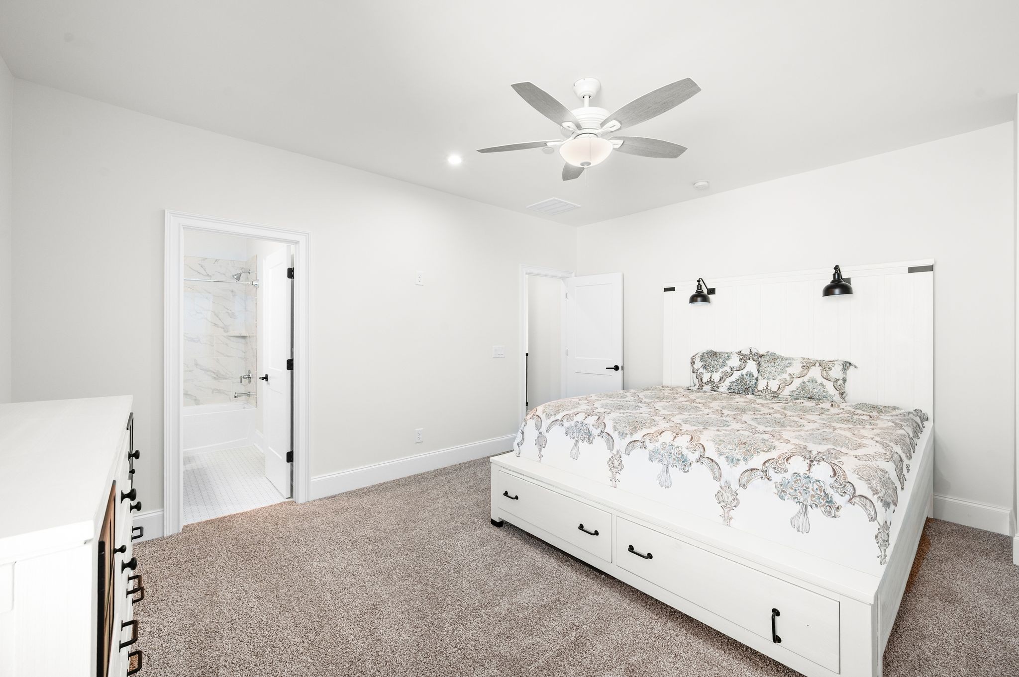 1132 Angela Ann Ct