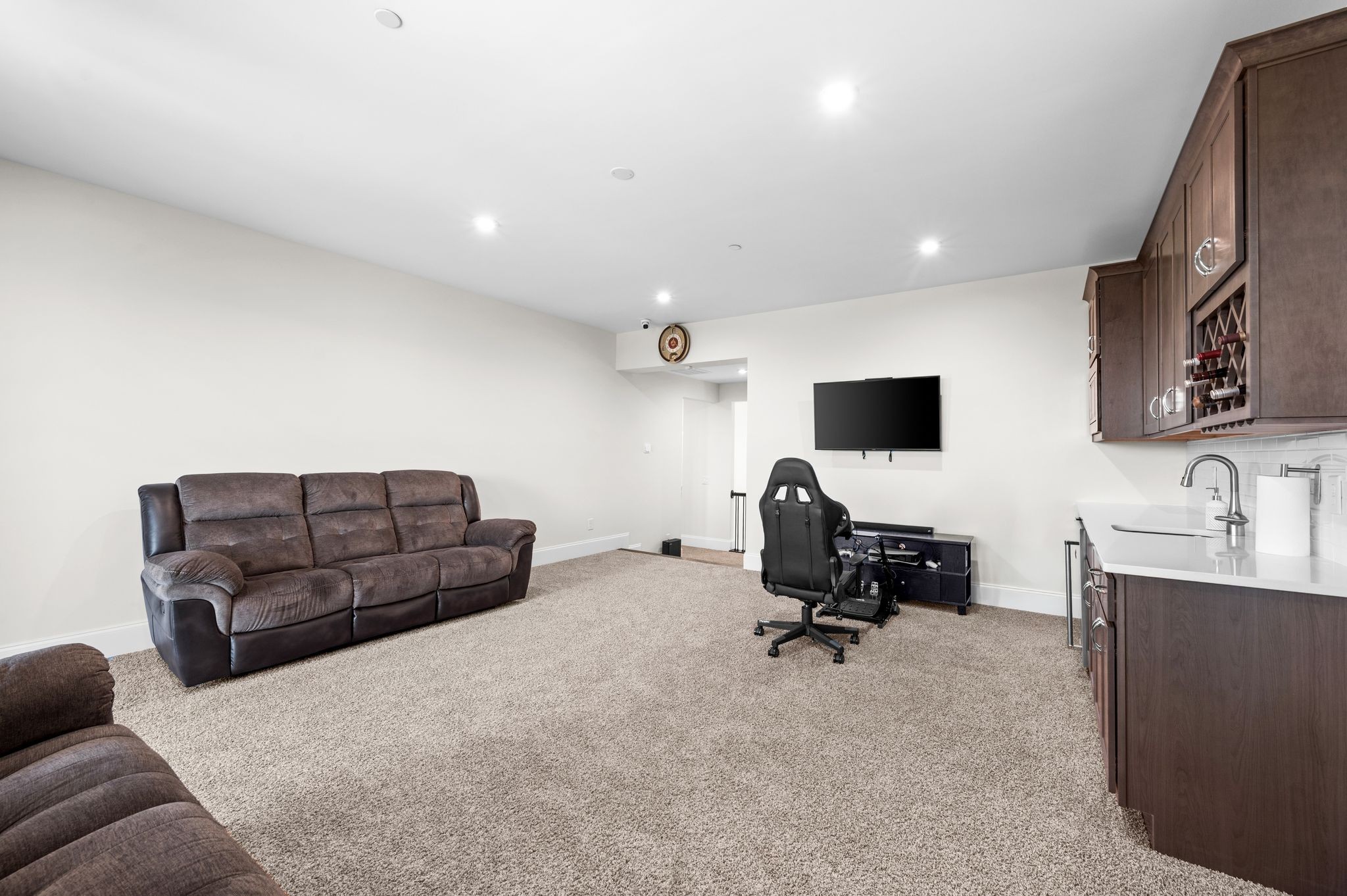 1132 Angela Ann Ct