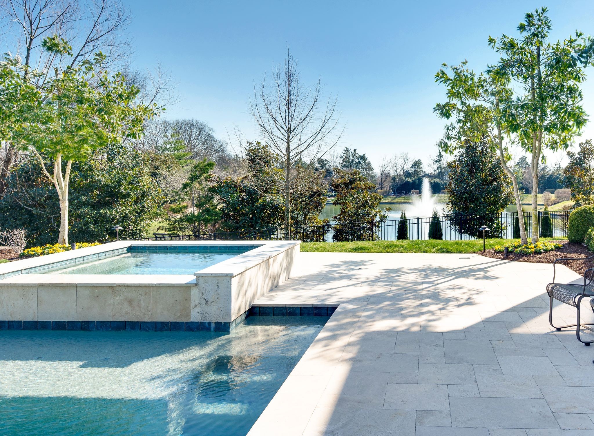1204 Echo Ln