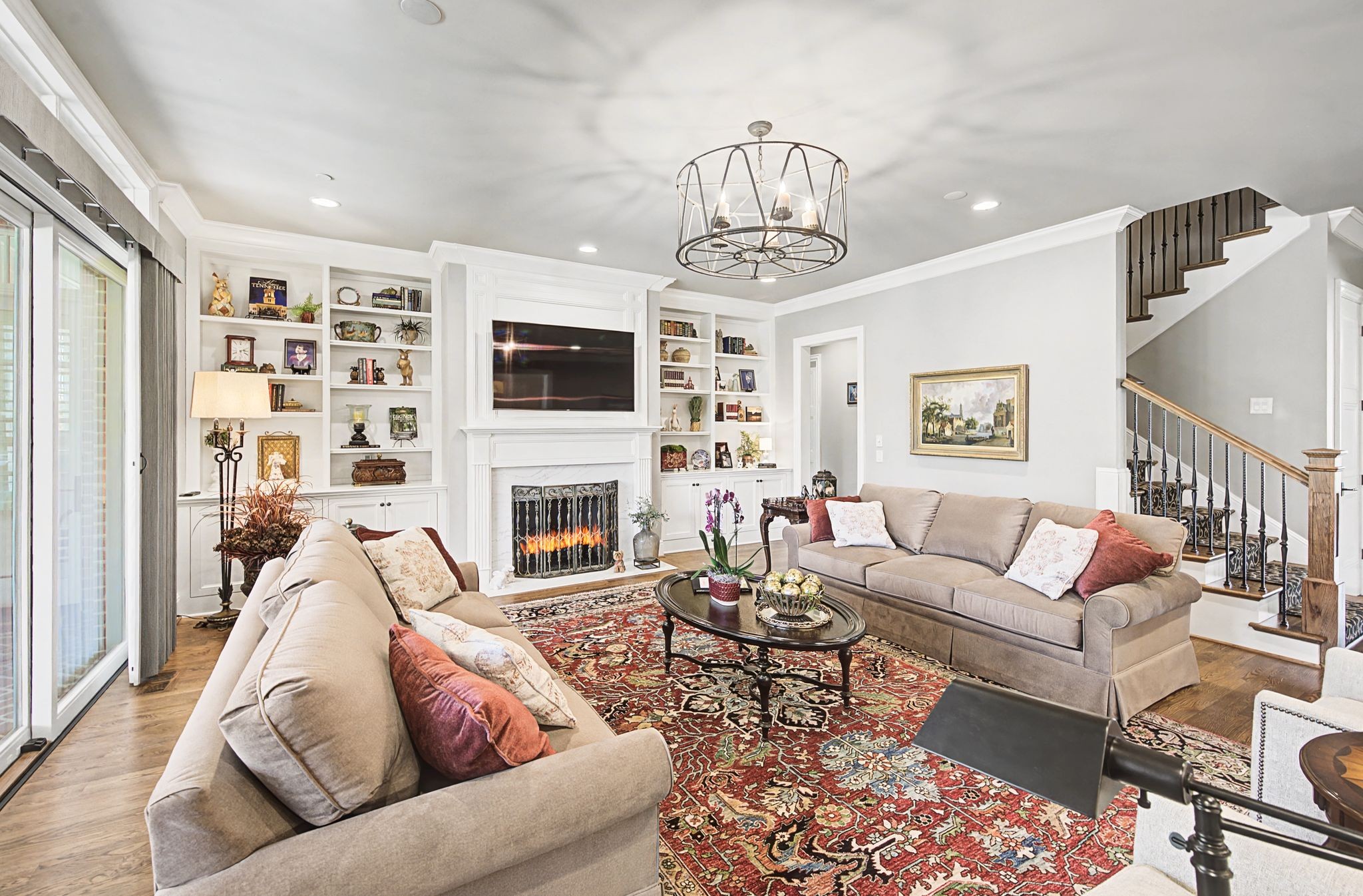1204 Echo Ln