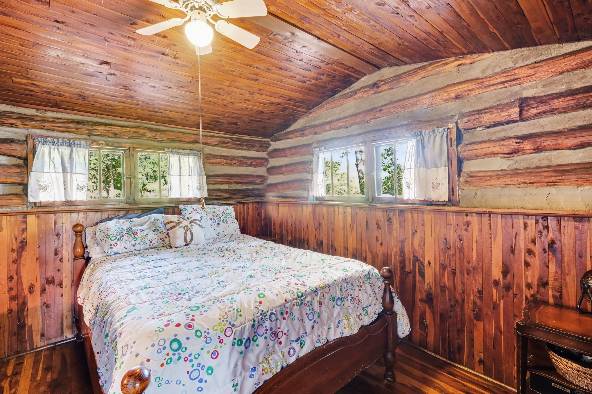 159 Sunset Dr