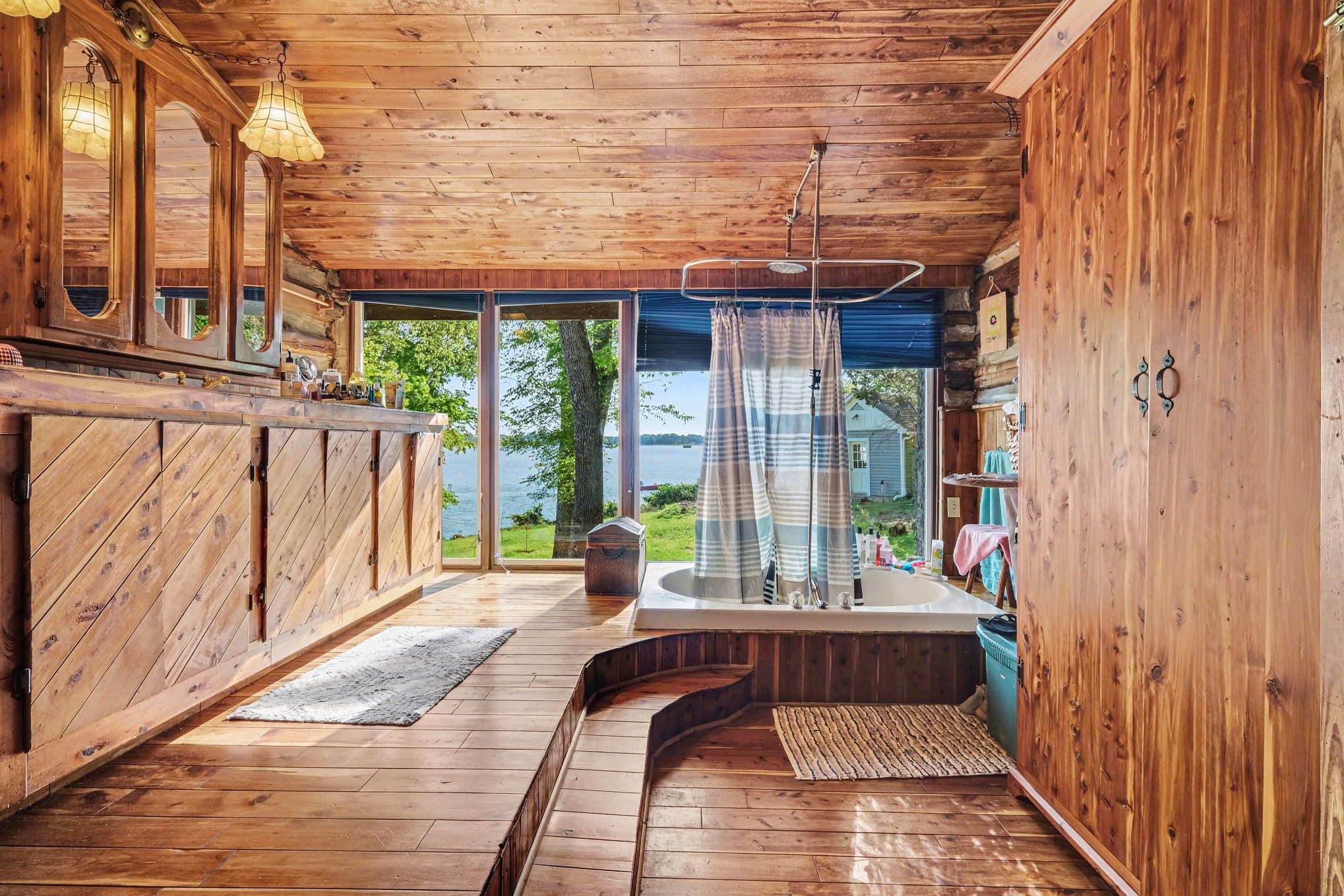159 Sunset Dr