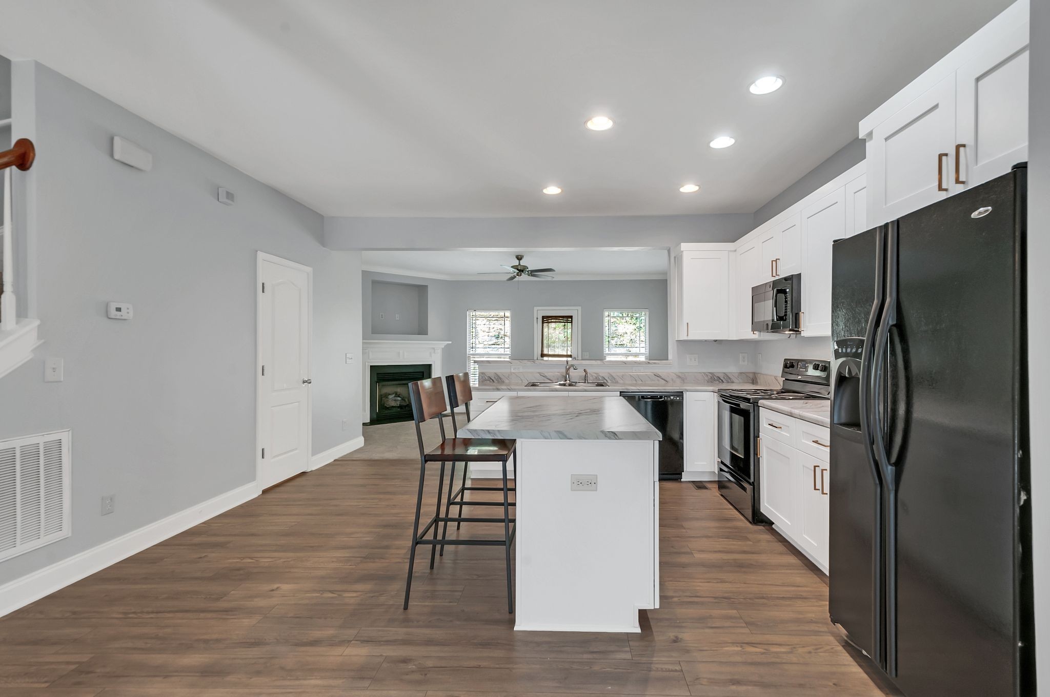 1072 Woodbury Falls Dr