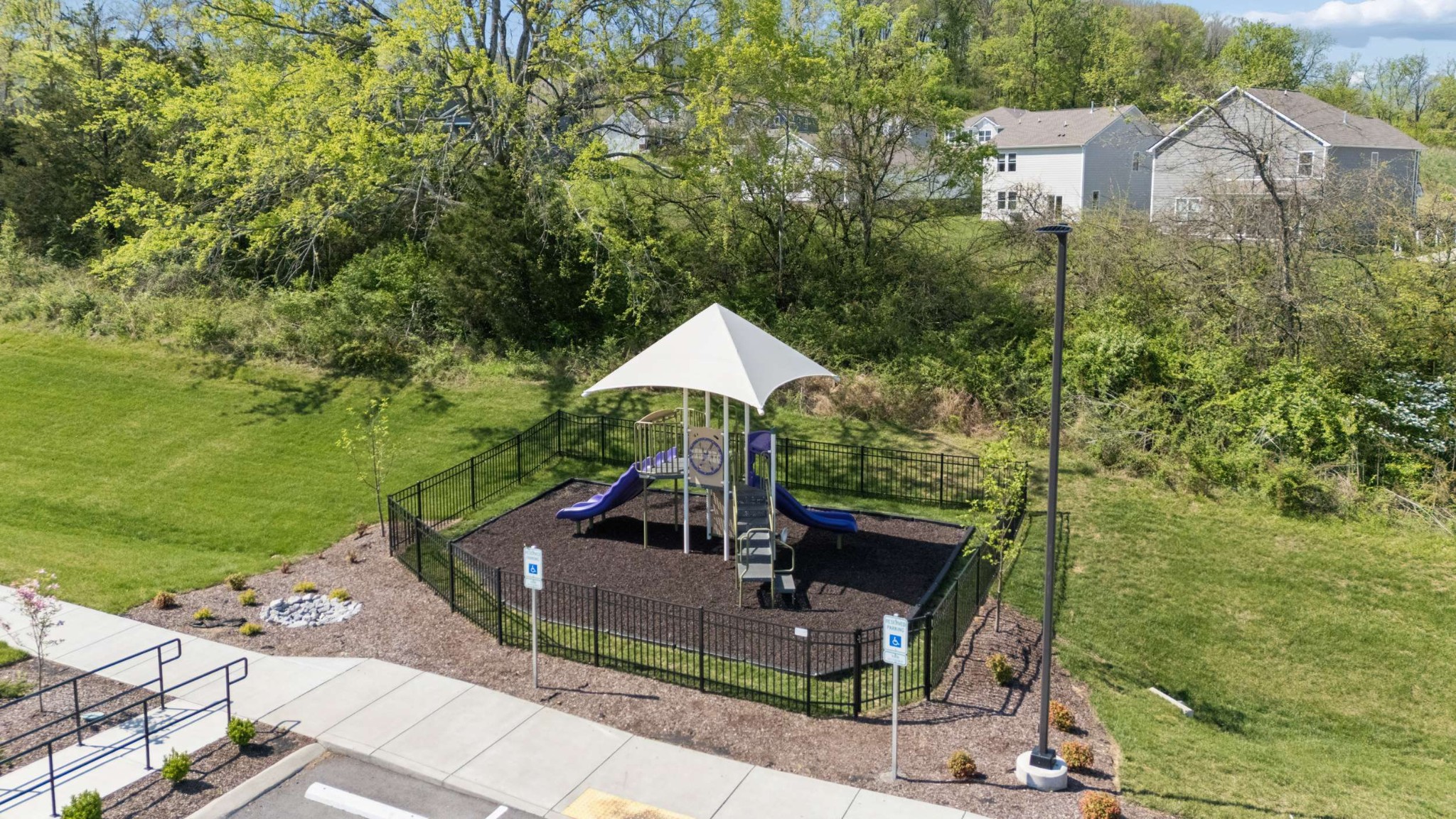 2216 Robert Gwynne Dr