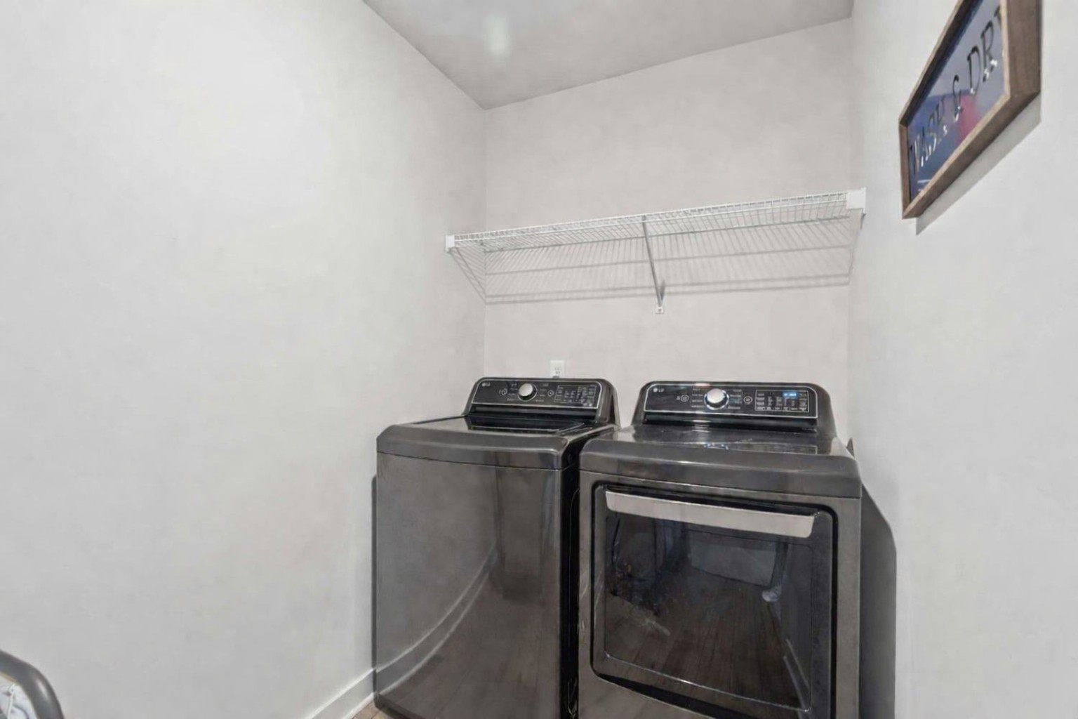 2216 Robert Gwynne Dr