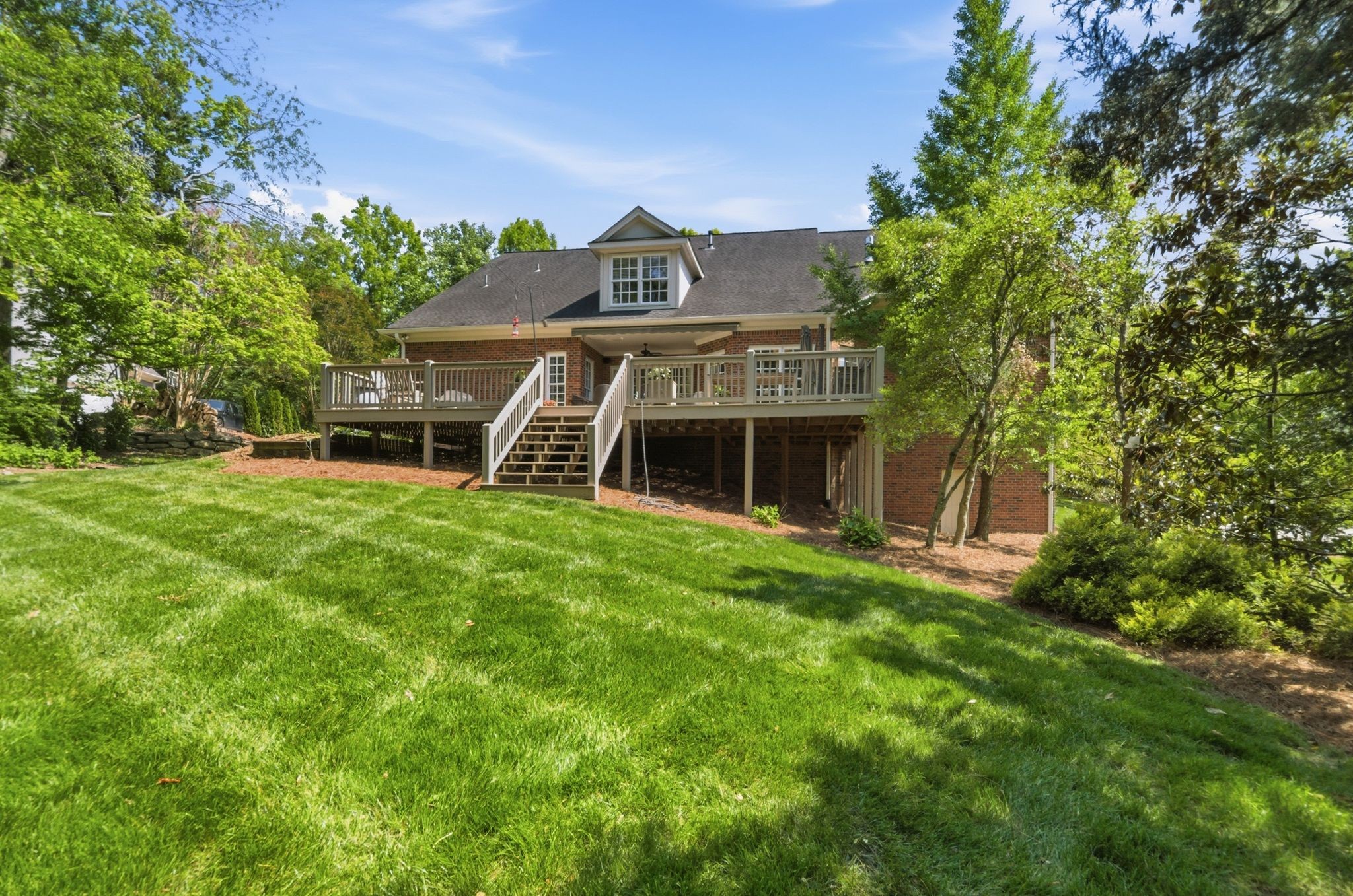 2018 Waterstone Dr