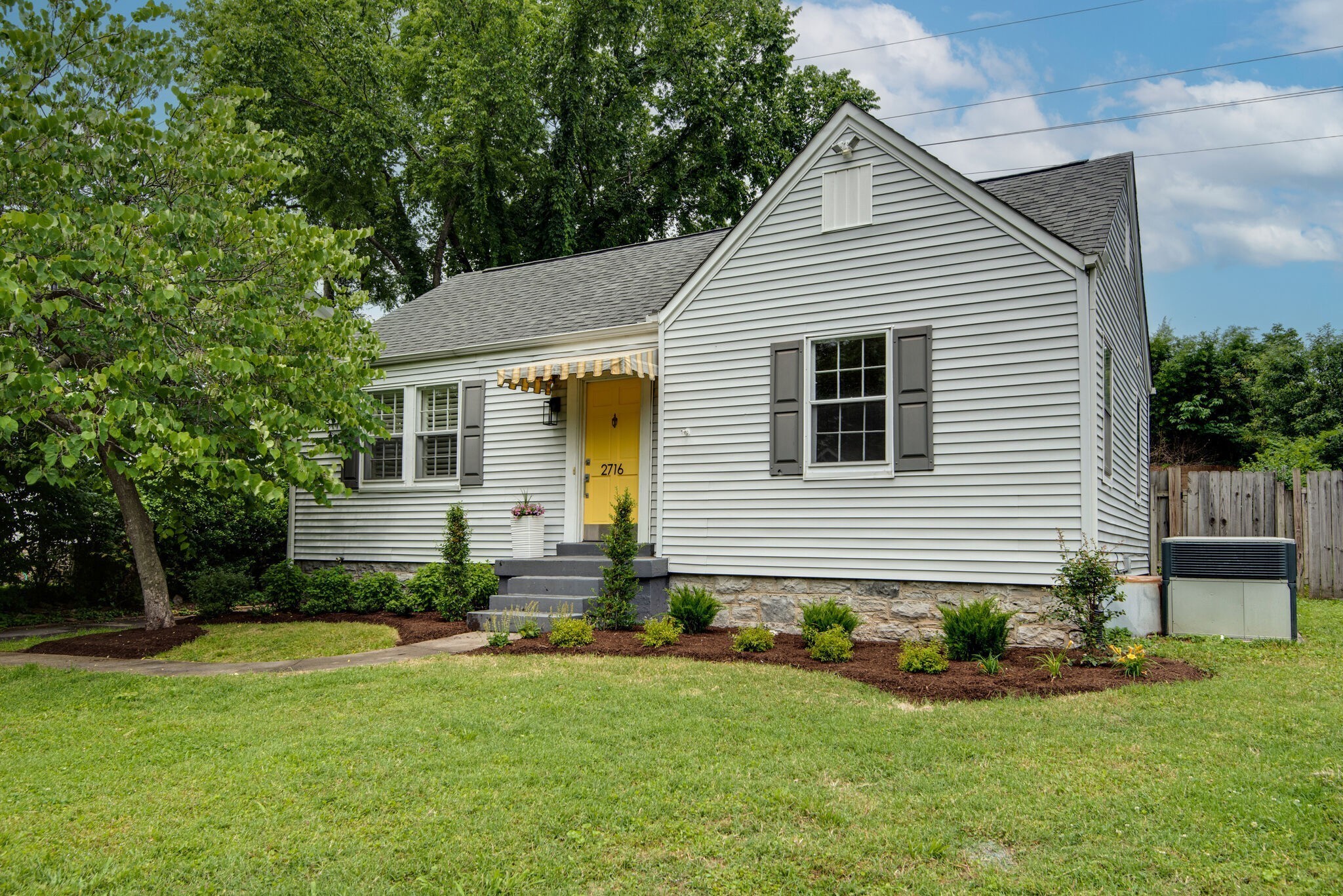 2716 Sharondale Ct