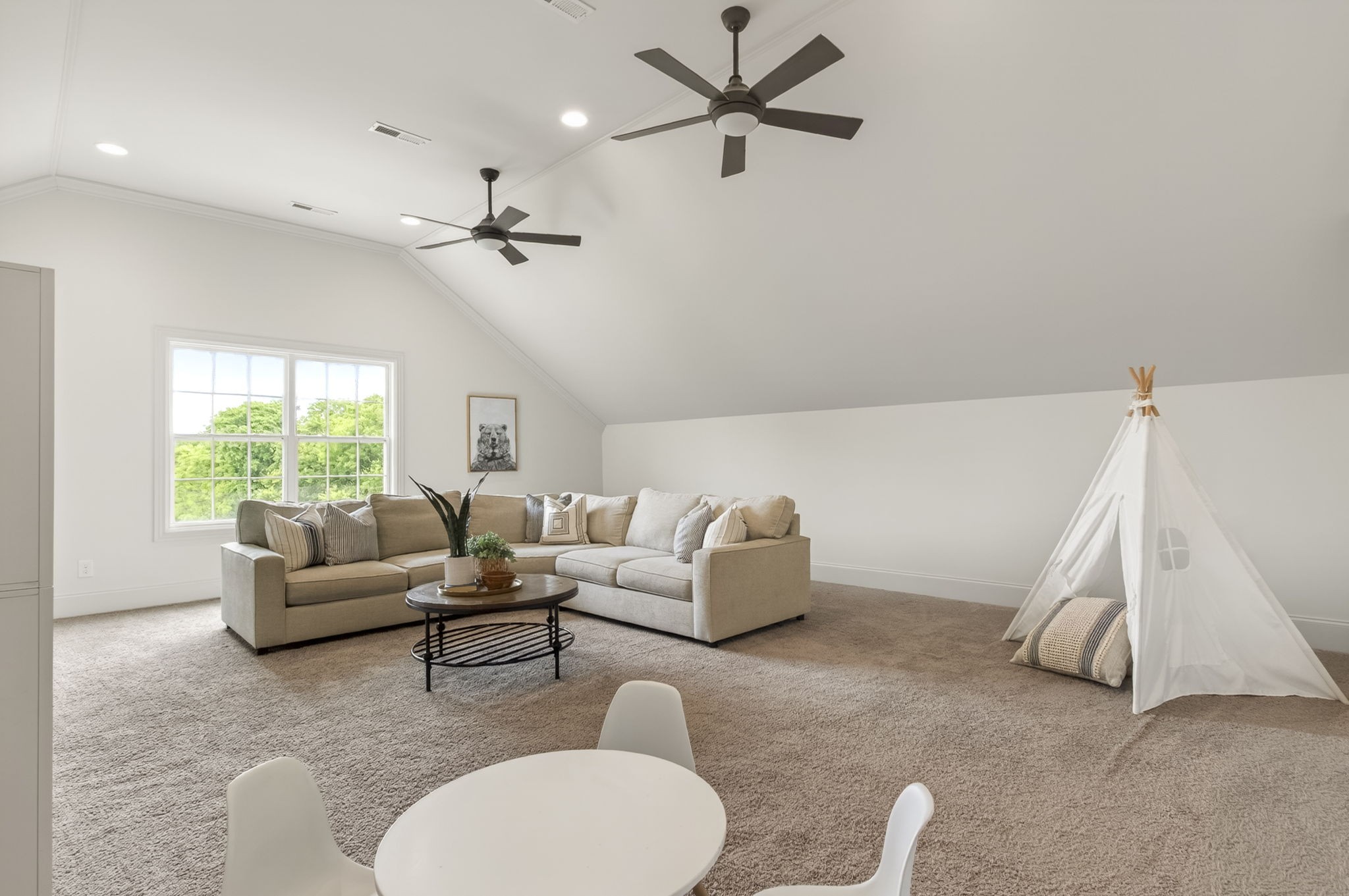 5212 Mead Park Dr