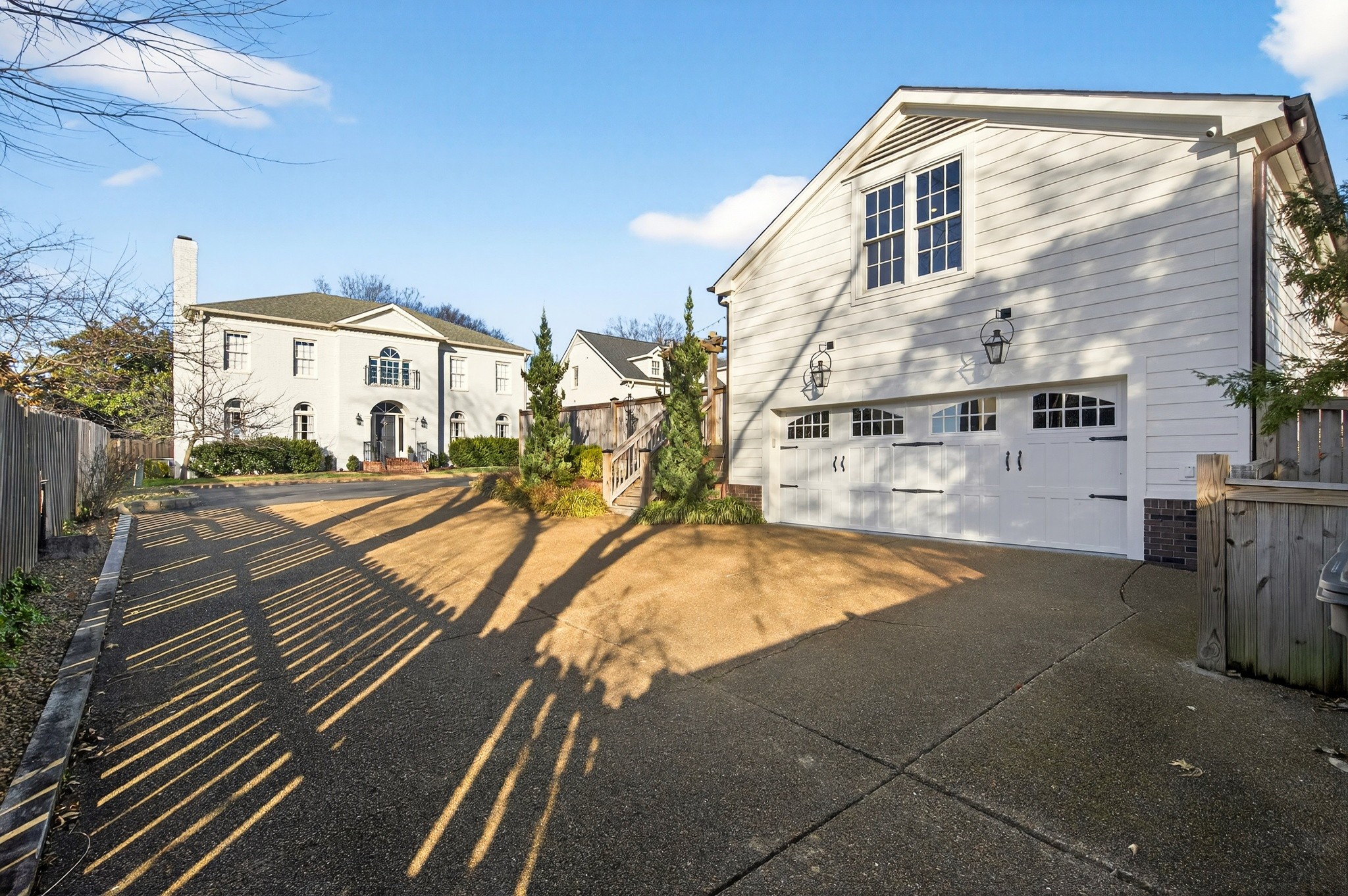 115 Chatsworth Dr