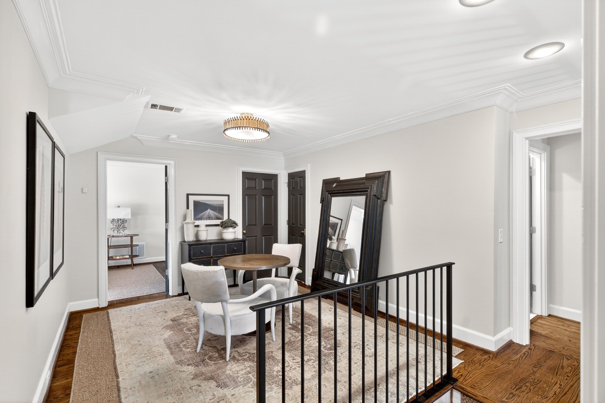 115 Chatsworth Dr