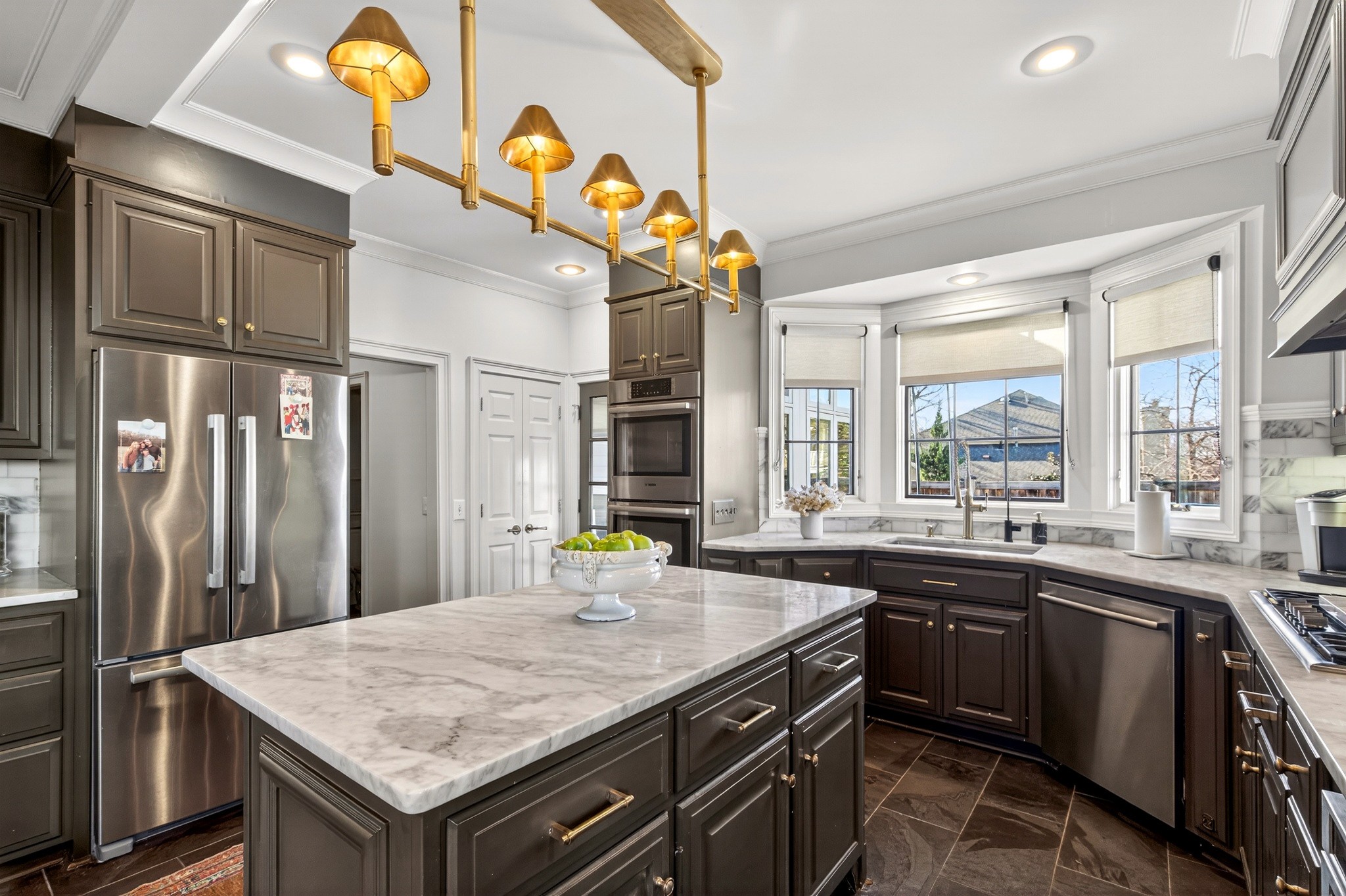 115 Chatsworth Dr