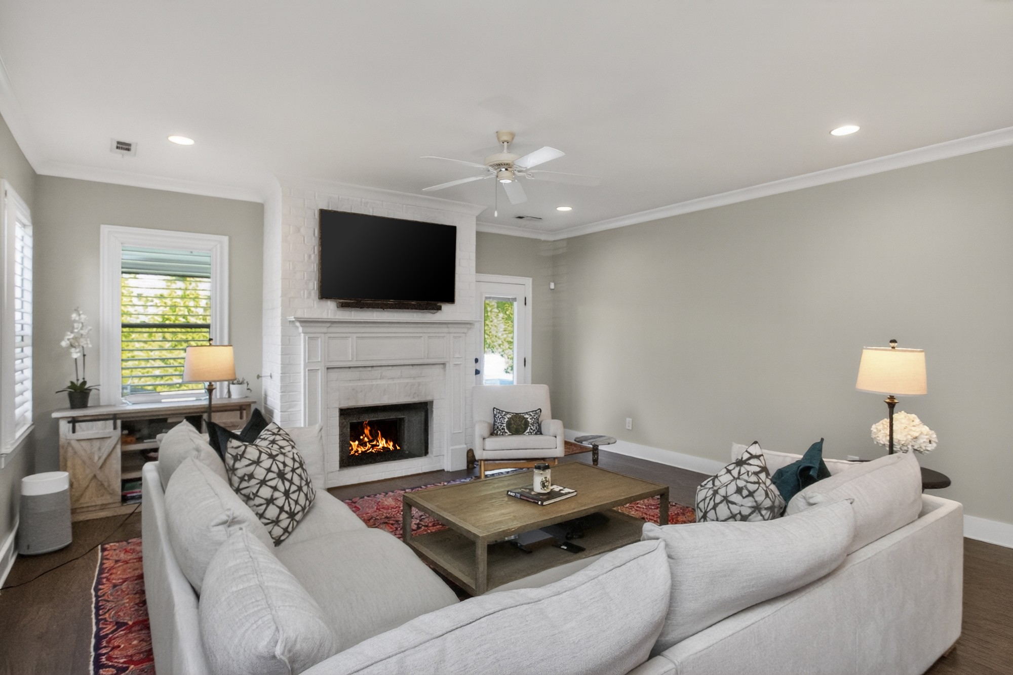 748 Fontwell Ln