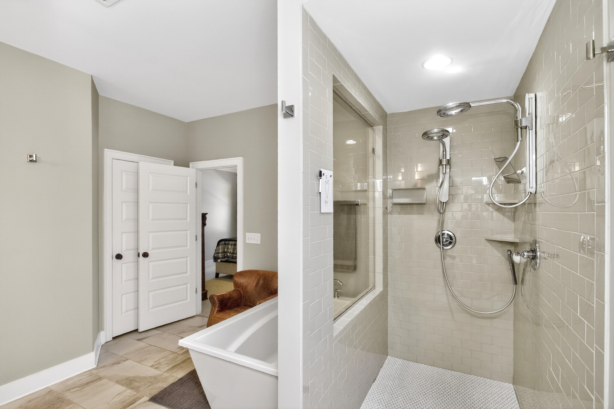 748 Fontwell Ln
