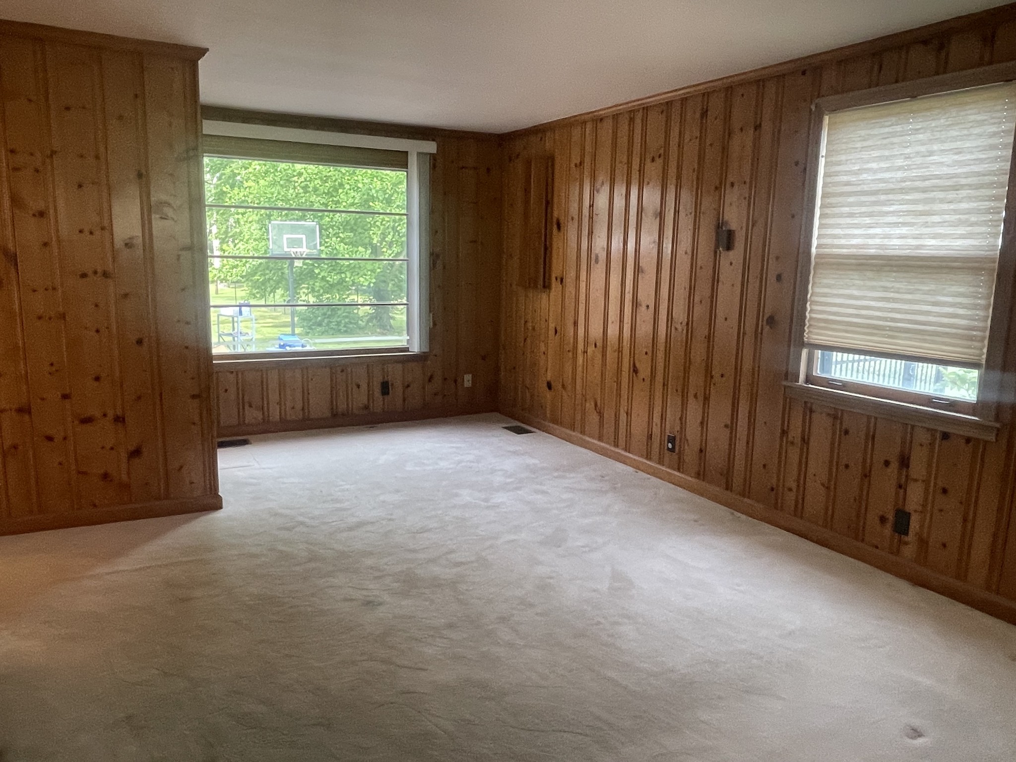 819 Bresslyn Rd