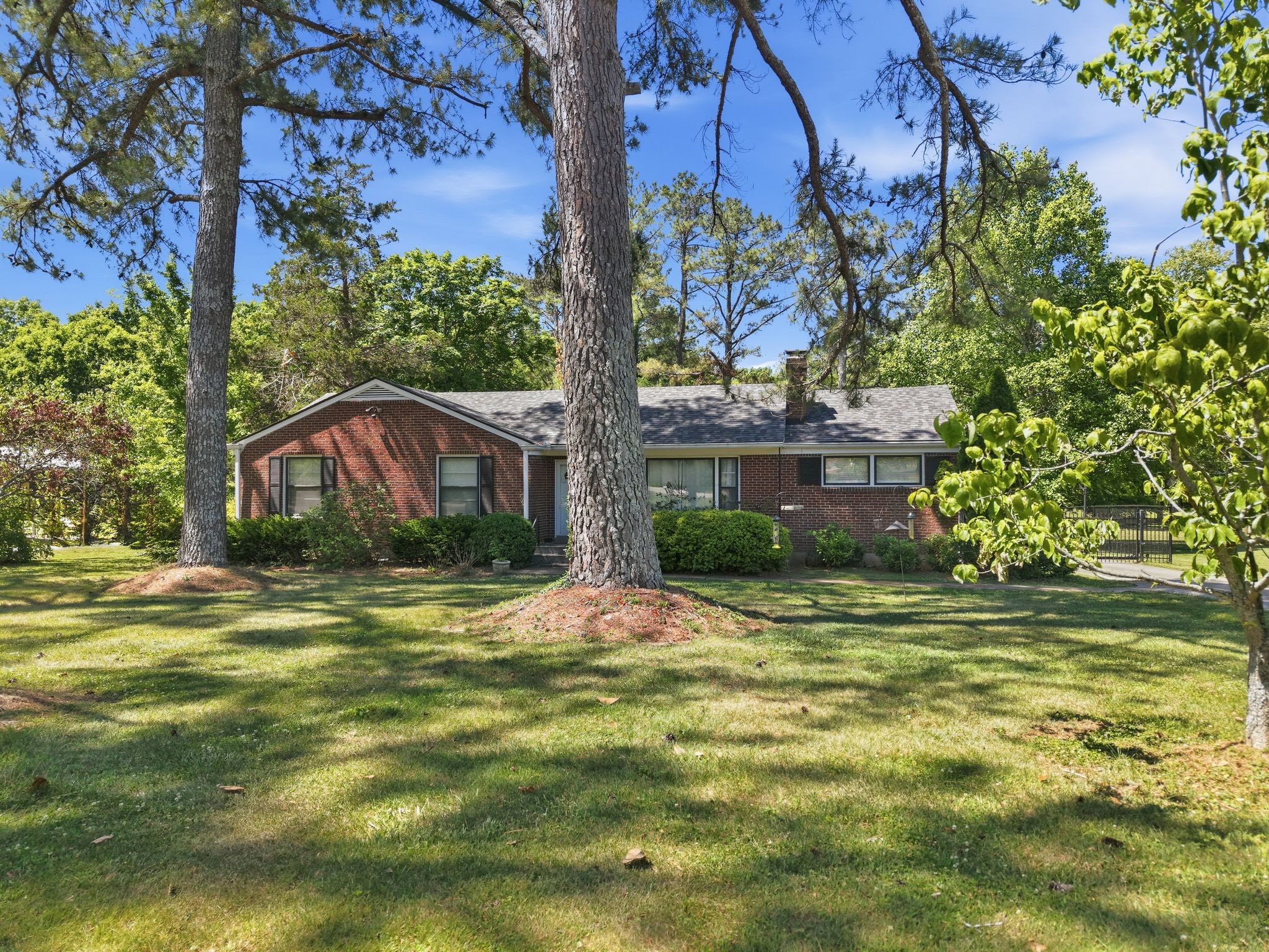819 Bresslyn Rd