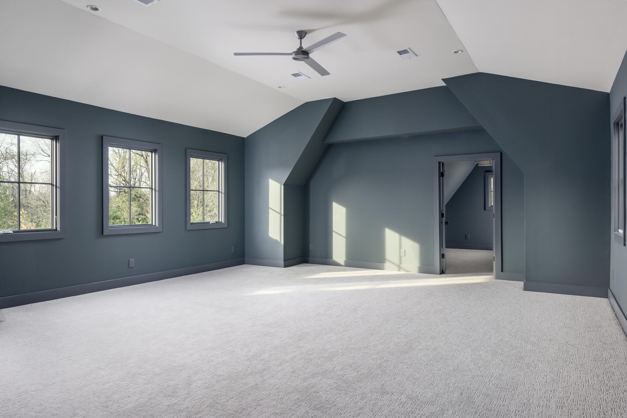 1133 Lipscomb Dr