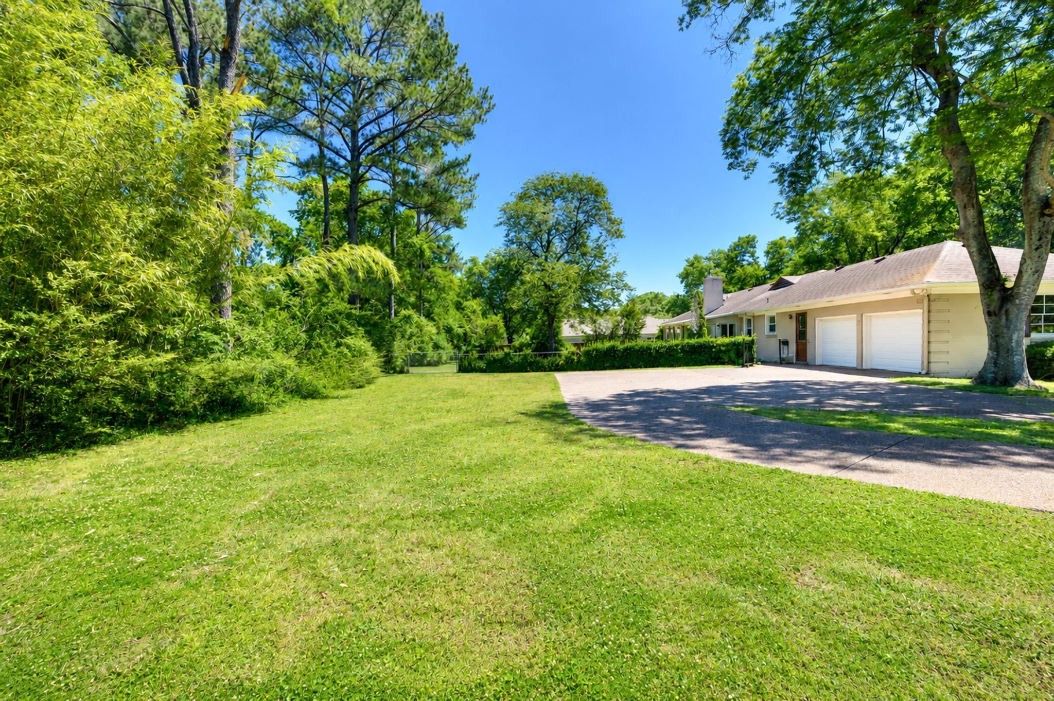 6412 Harding Pike