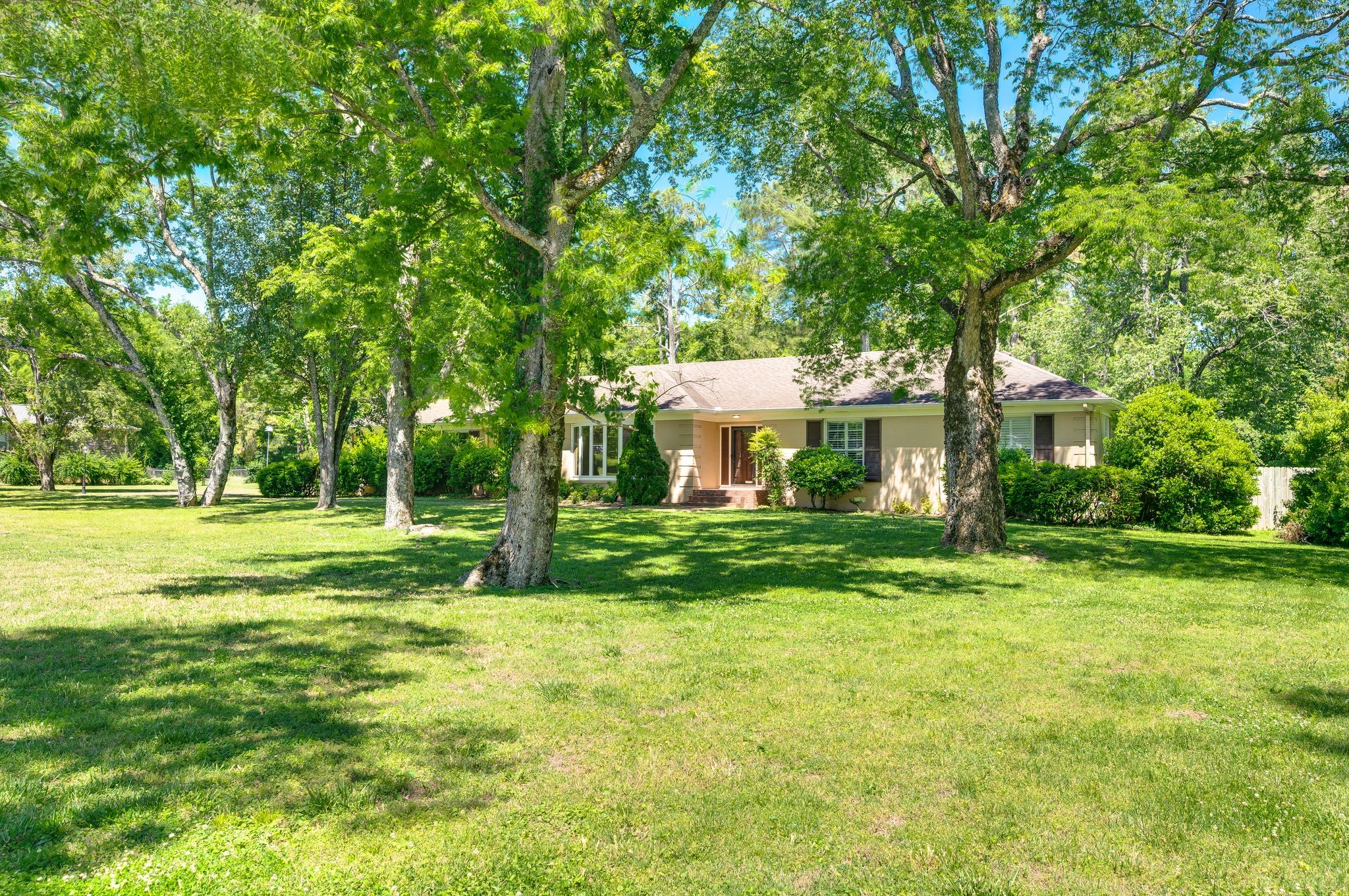 6412 Harding Pike