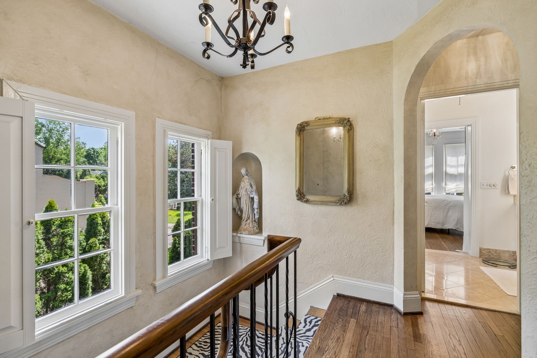 219 Deer Park Cir